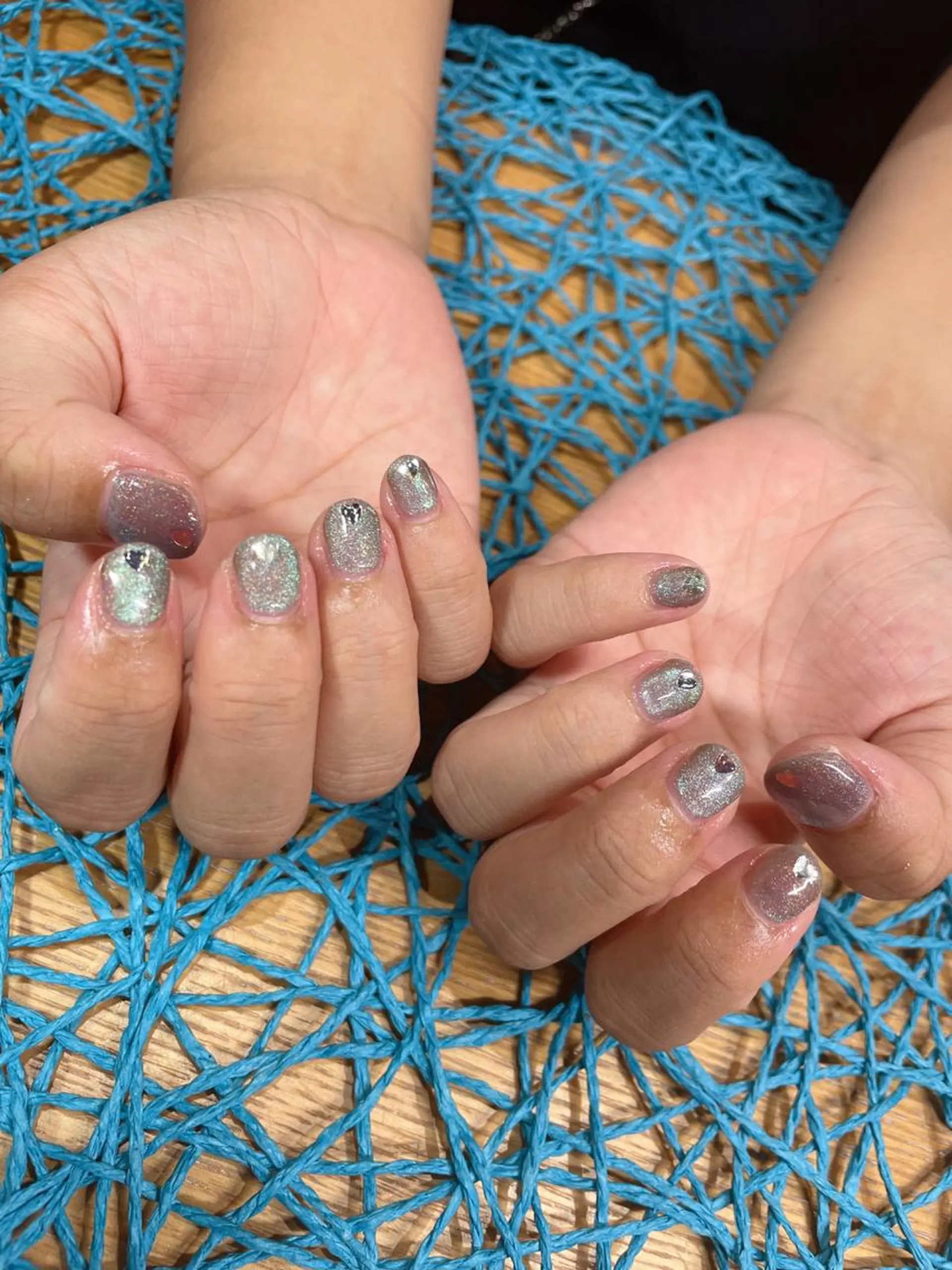 ネイル iiloo aromaworksのネイルデザイン