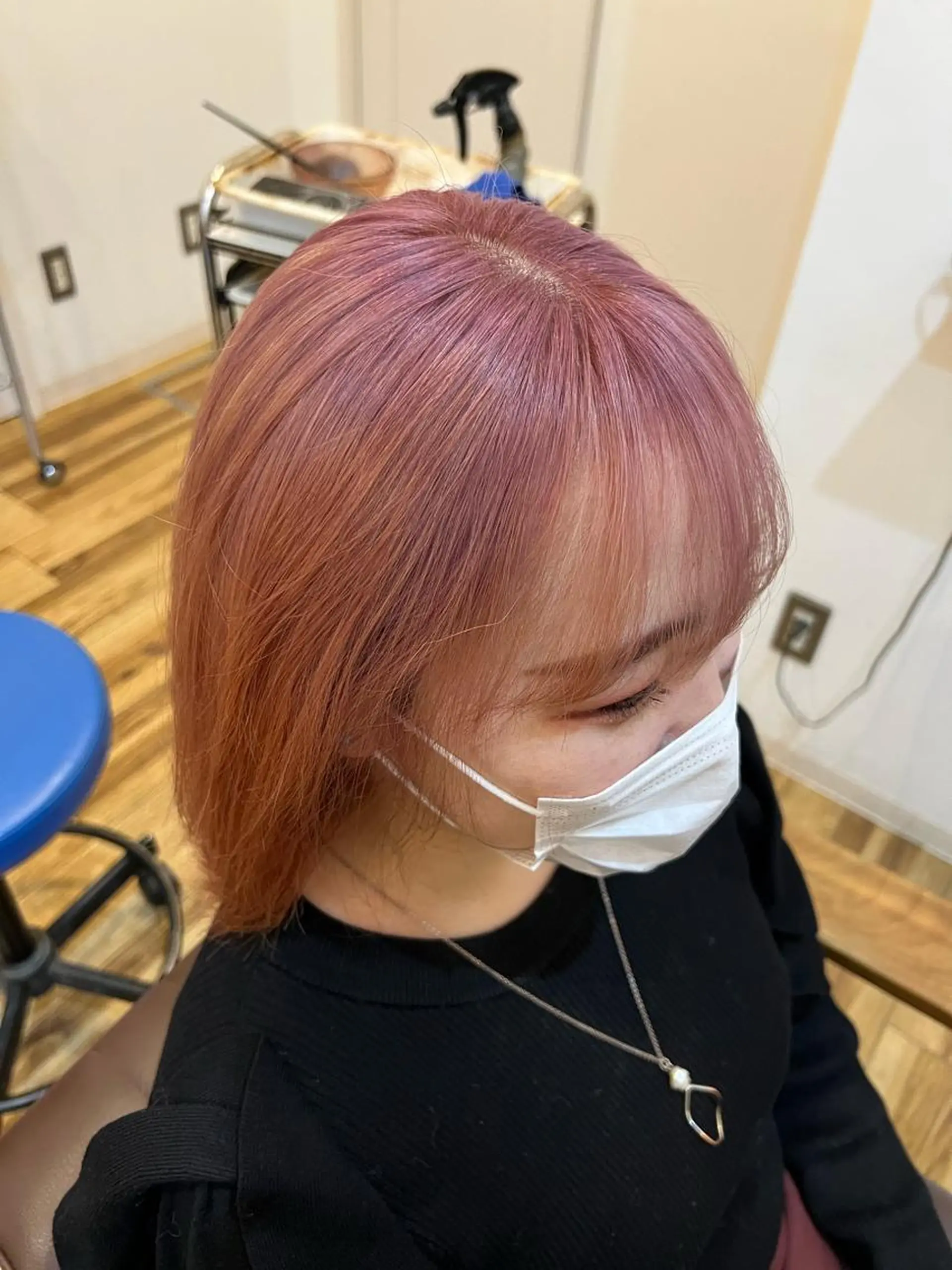 ミディアム カラー ベージュカラー ピンクカラー ピンクベージュ 美容室Class所属・🐰ハイトーンカラー 畠山　渡🐰のヘアスタイル