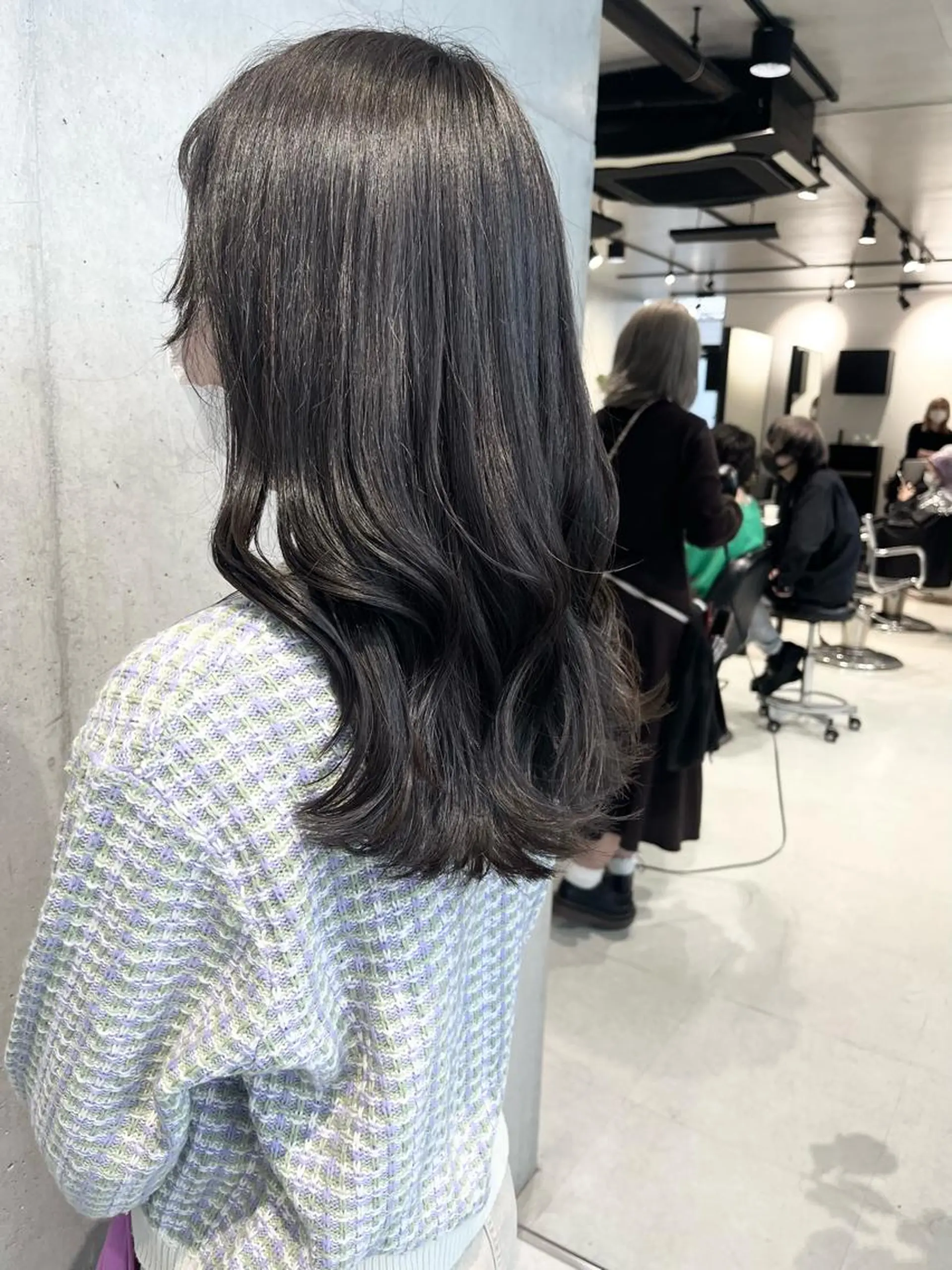 ロング カラー パーマ ヘアアレンジ ヘアカラー トリートメント 透明感/オリーブ/ グレージュ/YUKAのヘアスタイル