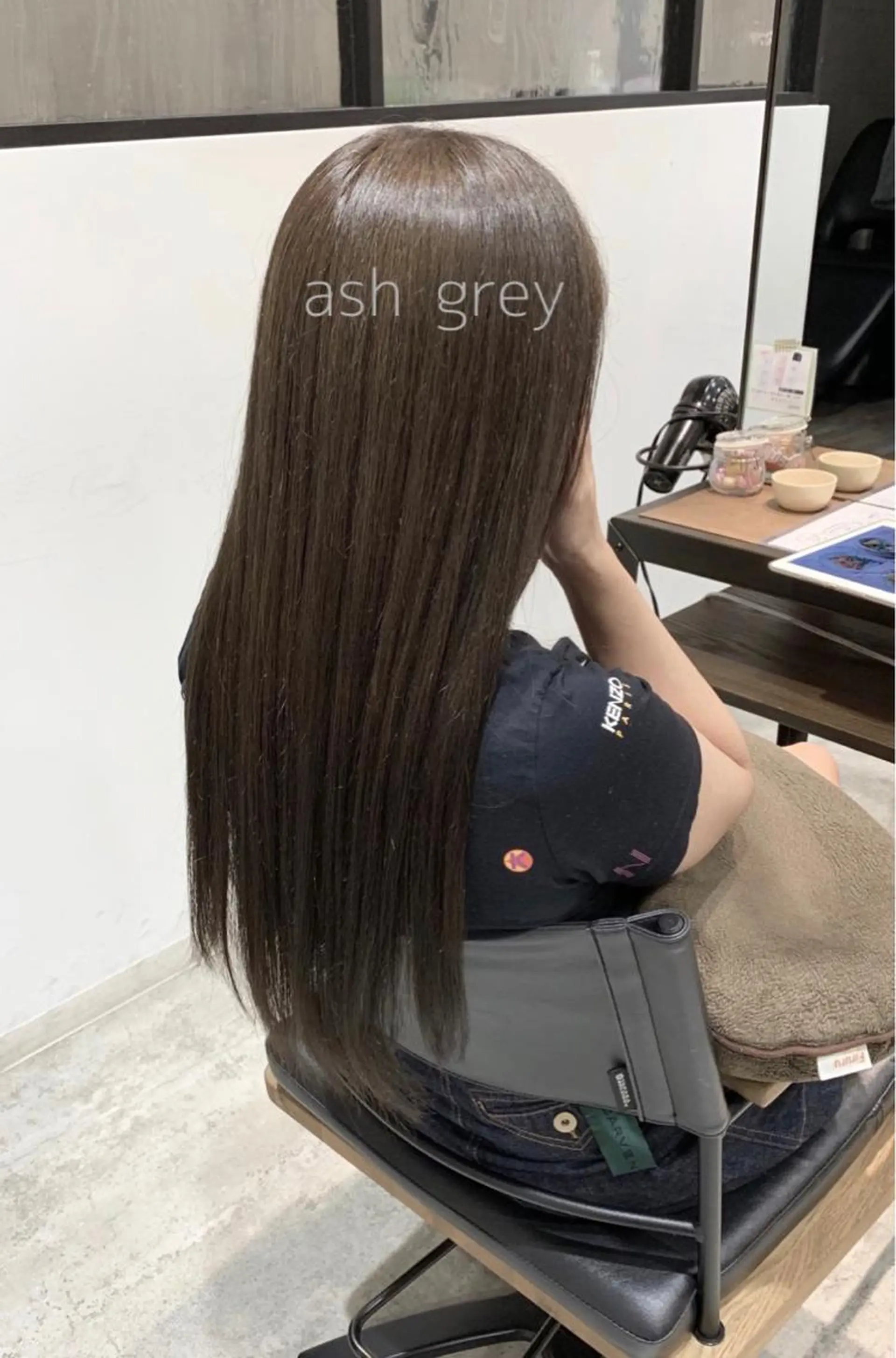 ロング カラー ヘアアレンジ アッシュ アッシュグレー ブリーチ 透明感カラー イルミナカラー カット ヘアカラー トリートメント SALOWIN川崎所属・似合わせレイヤー/ 美髪縮毛矯正/ミナエのヘアスタイル