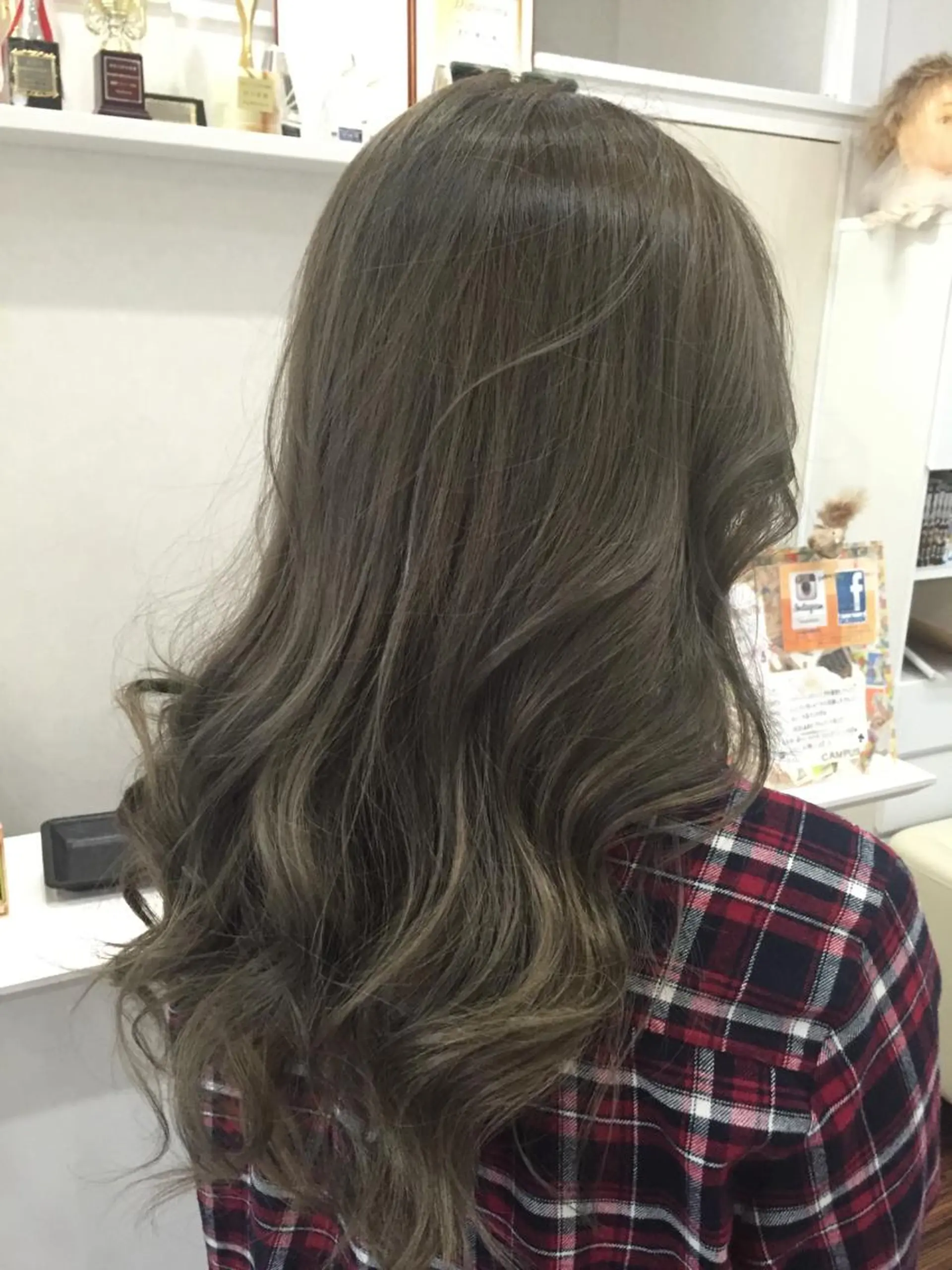 カラー Campus キャンパスのヘアスタイル