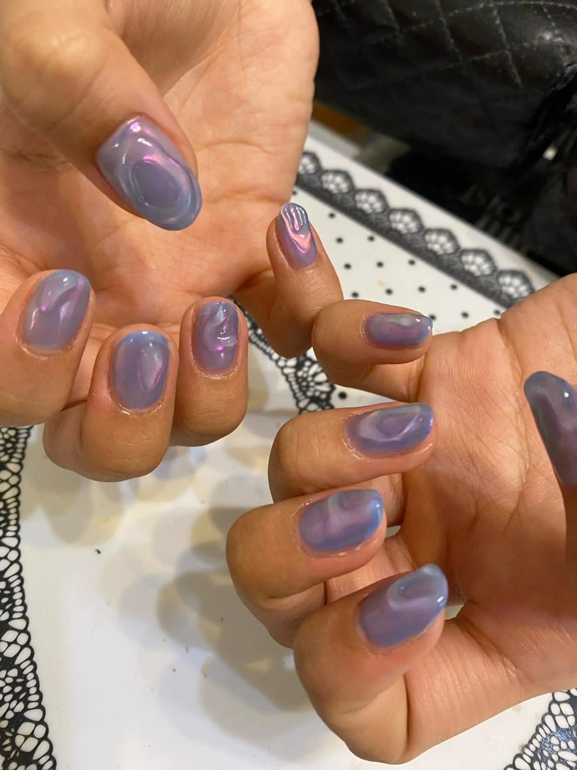 ネイル オーロラネイル おそろいネイル ニュアンスネイル ハンドネイル 🌈KANÅKO 🌈のネイルデザイン