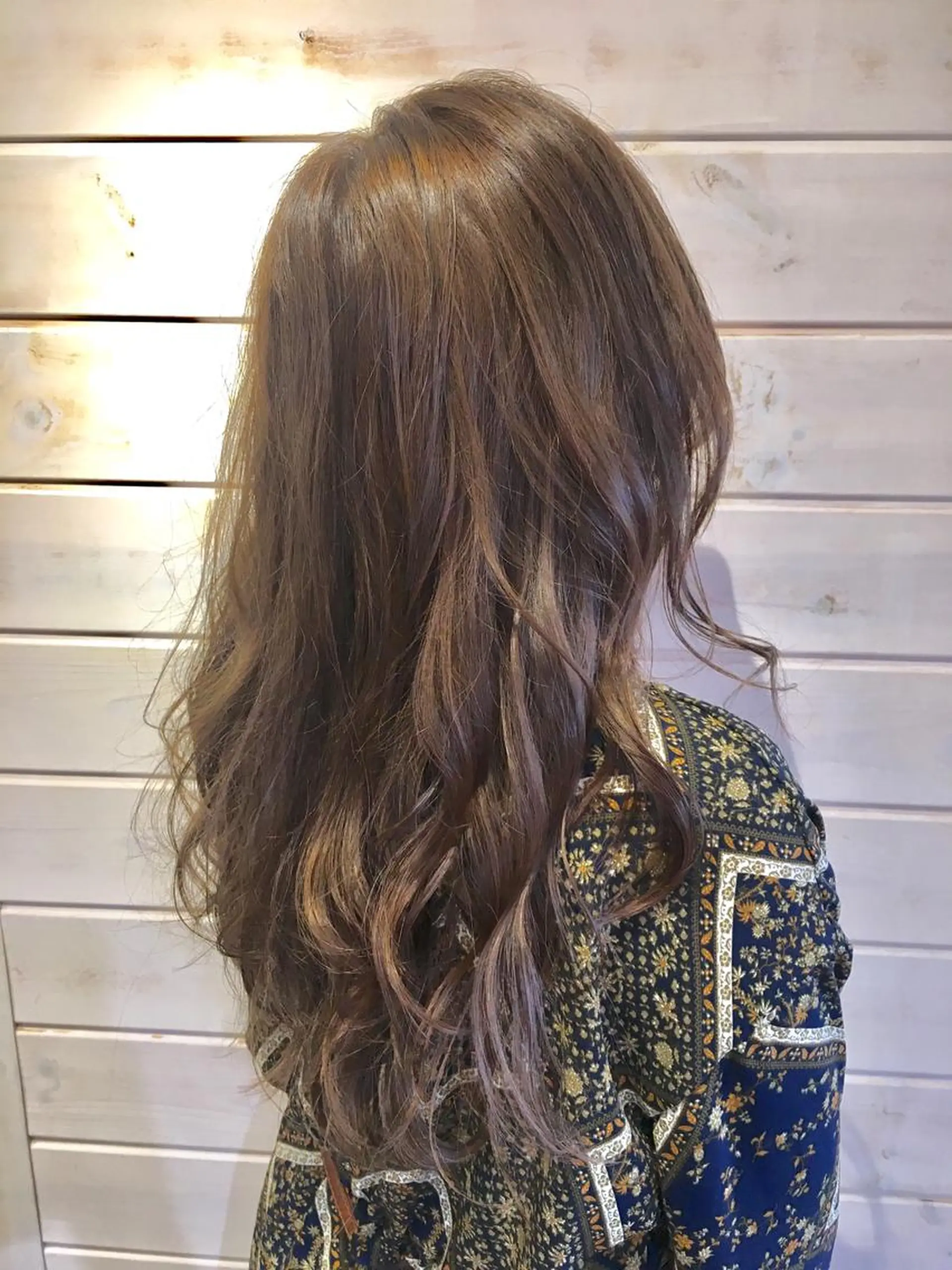 ロング カラー パーマ さかい なつみのヘアスタイル