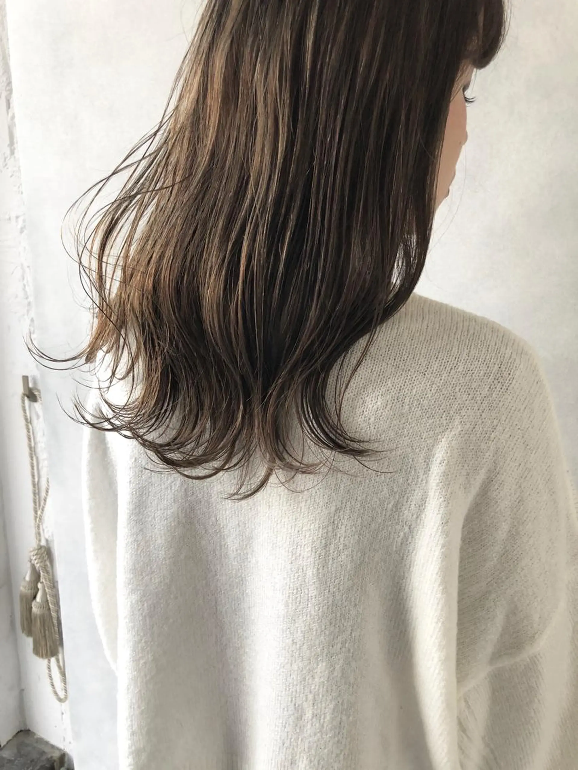 ミディアム ハイライト 小澤大輔 YOLO hairのヘアスタイル