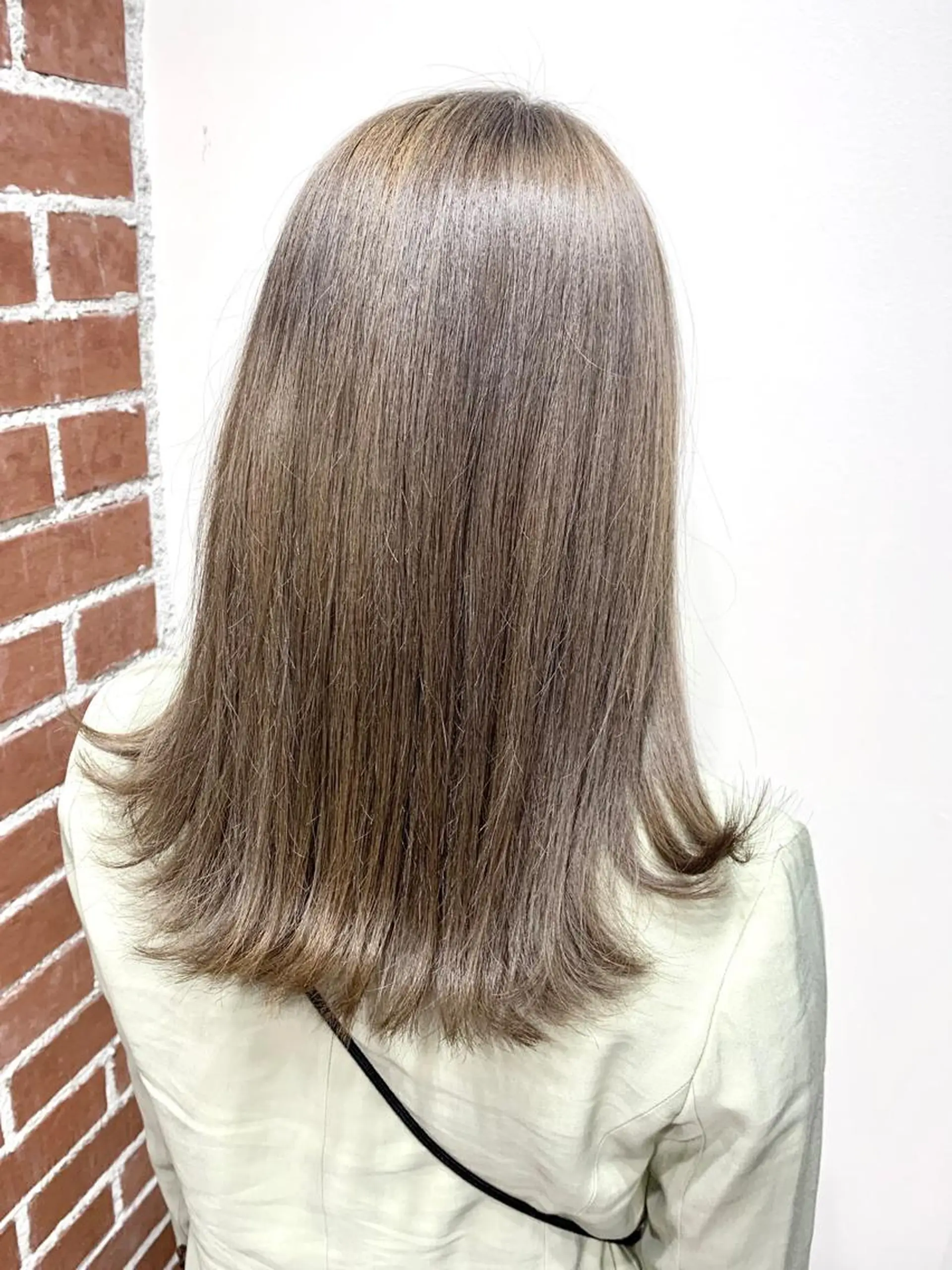 セミロング カラー 岡崎勇人/レイヤー/ 韓国/ケラチンTRのヘアスタイル