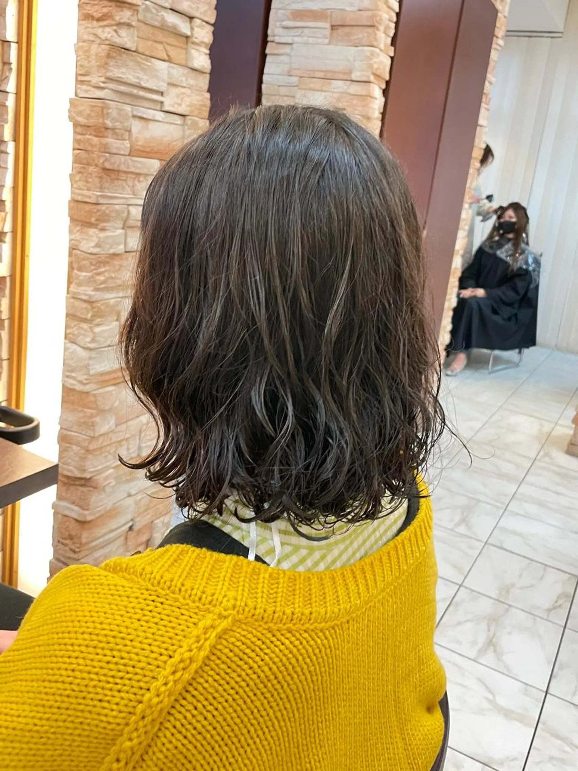 ミディアム カット パーマ 新籾 尚哉のヘアスタイル