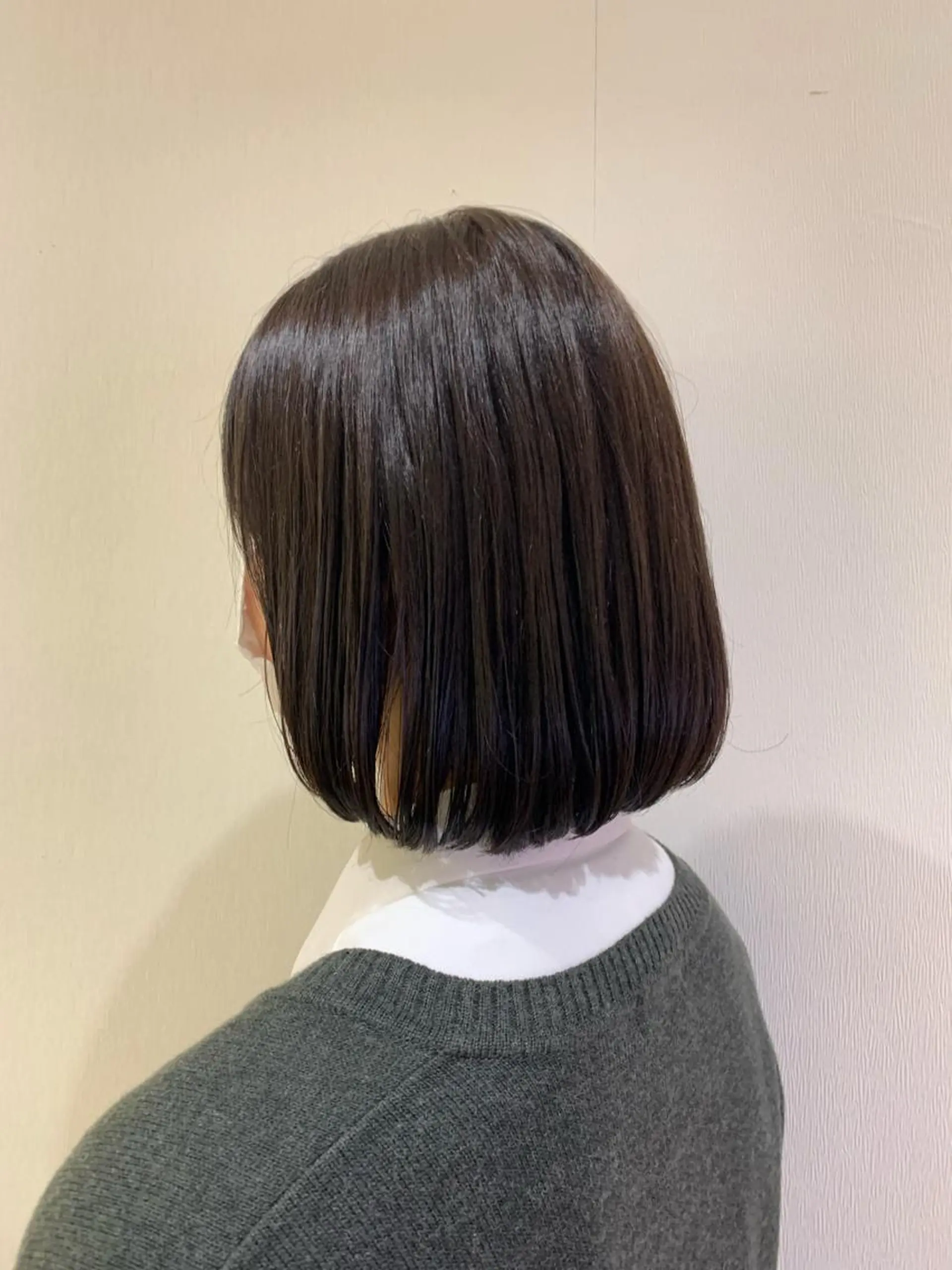 ミディアム カラー アッシュ アッシュグレー 相澤 茉澄のマツエク・マツパデザイン