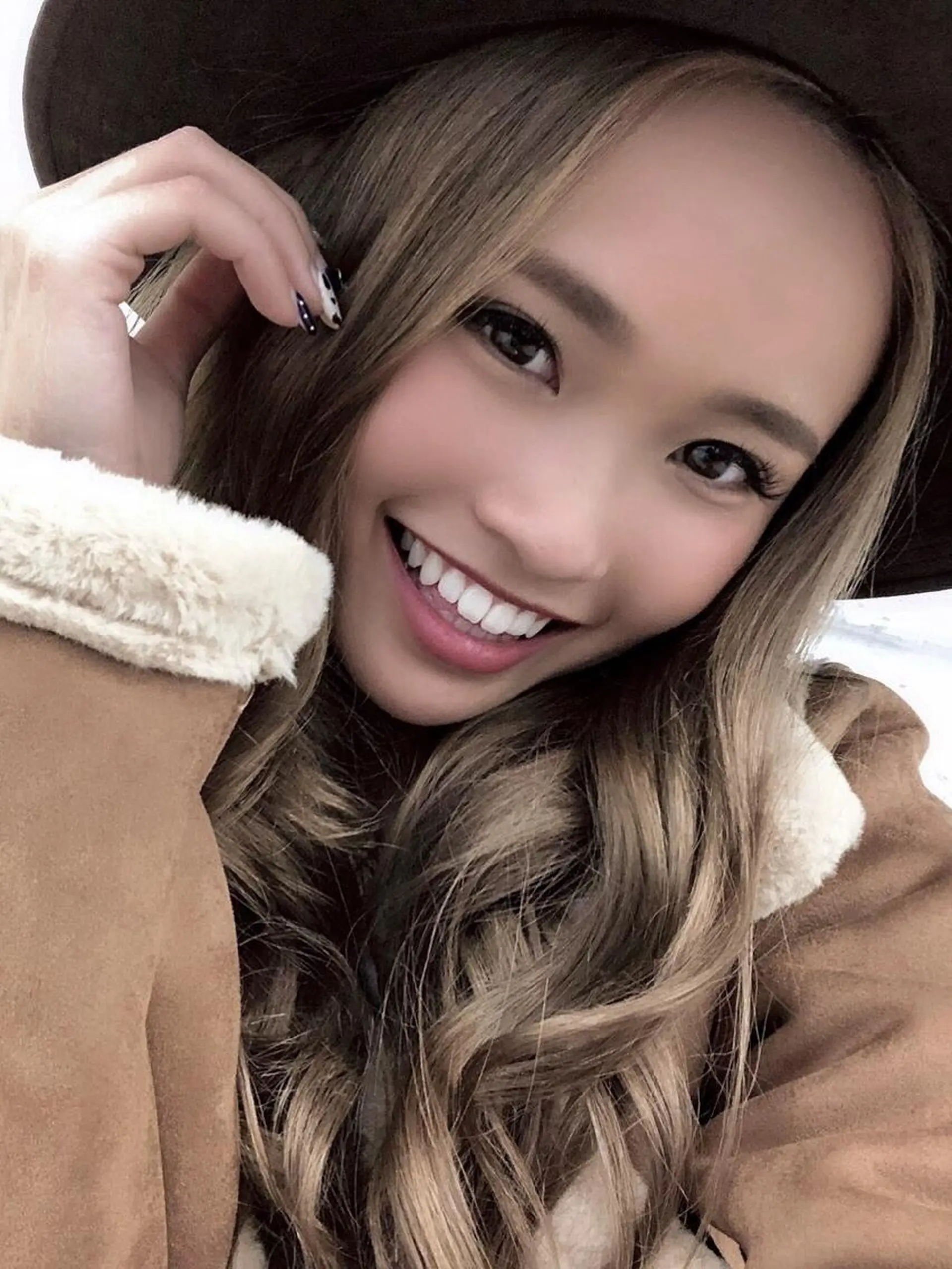 ロング カラー パーマ ヘアアレンジ Device ディバイスのヘアスタイル