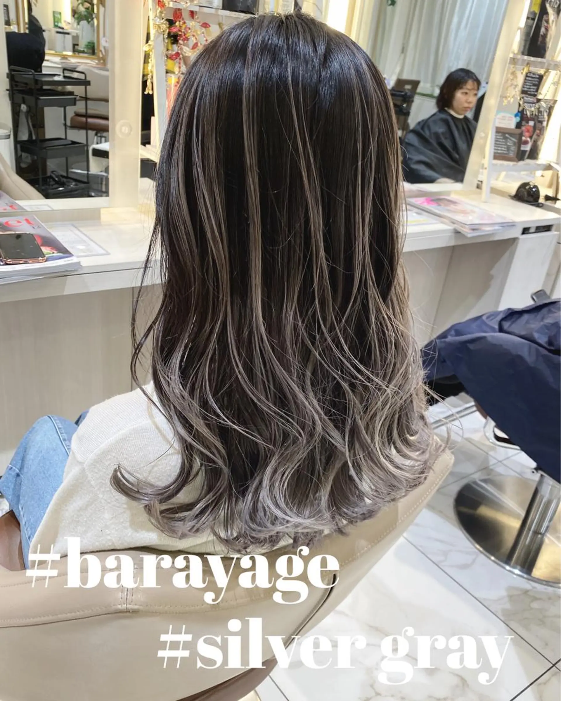 ミディアム カラー バレイヤージュ シルバー レイヤーカット カット ヘアカラー 山崎俊輔/髪質改善 /バレイヤージュのヘアスタイル