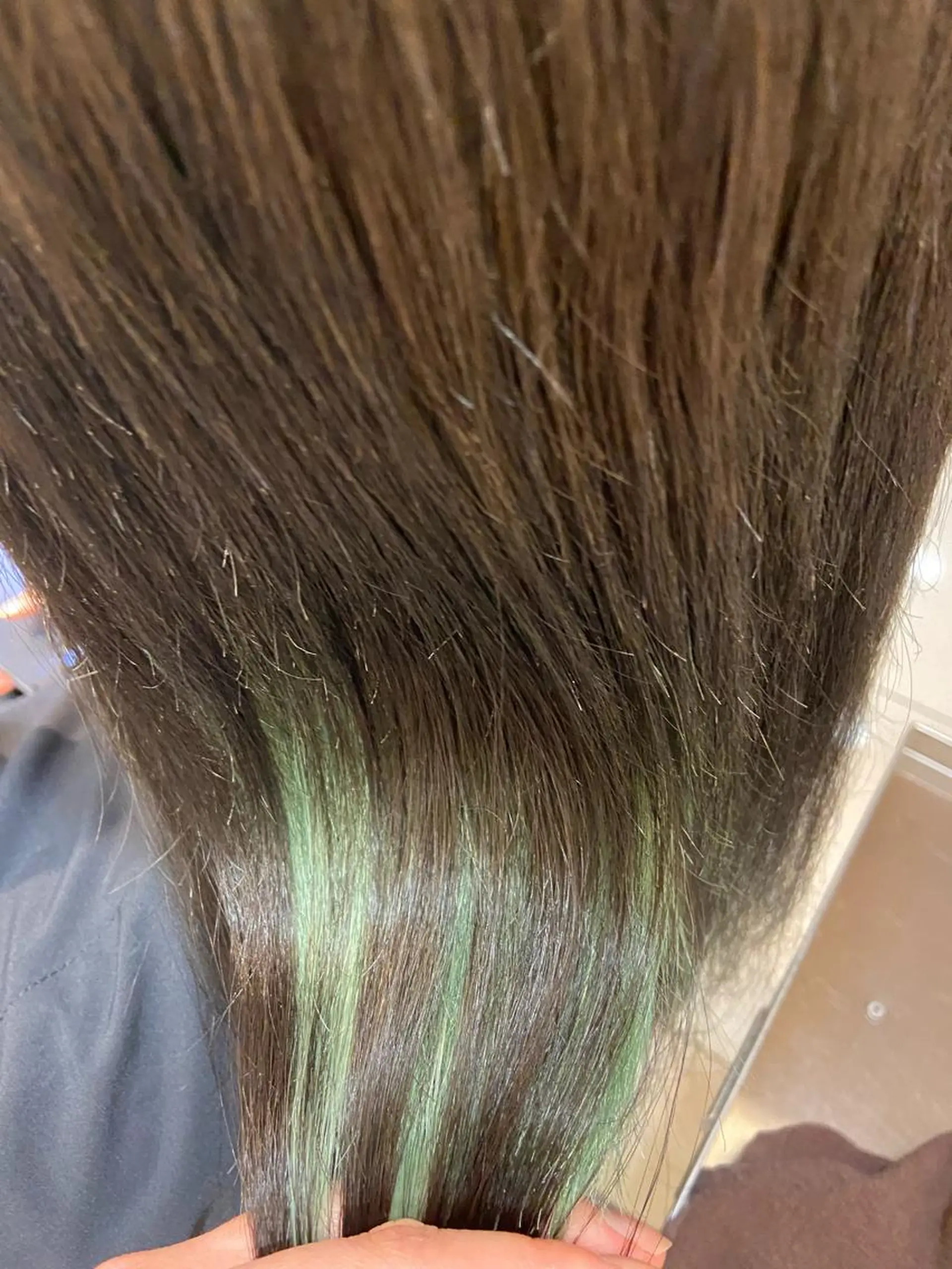 ミディアム なつな/ 透明感カラーのヘアスタイル