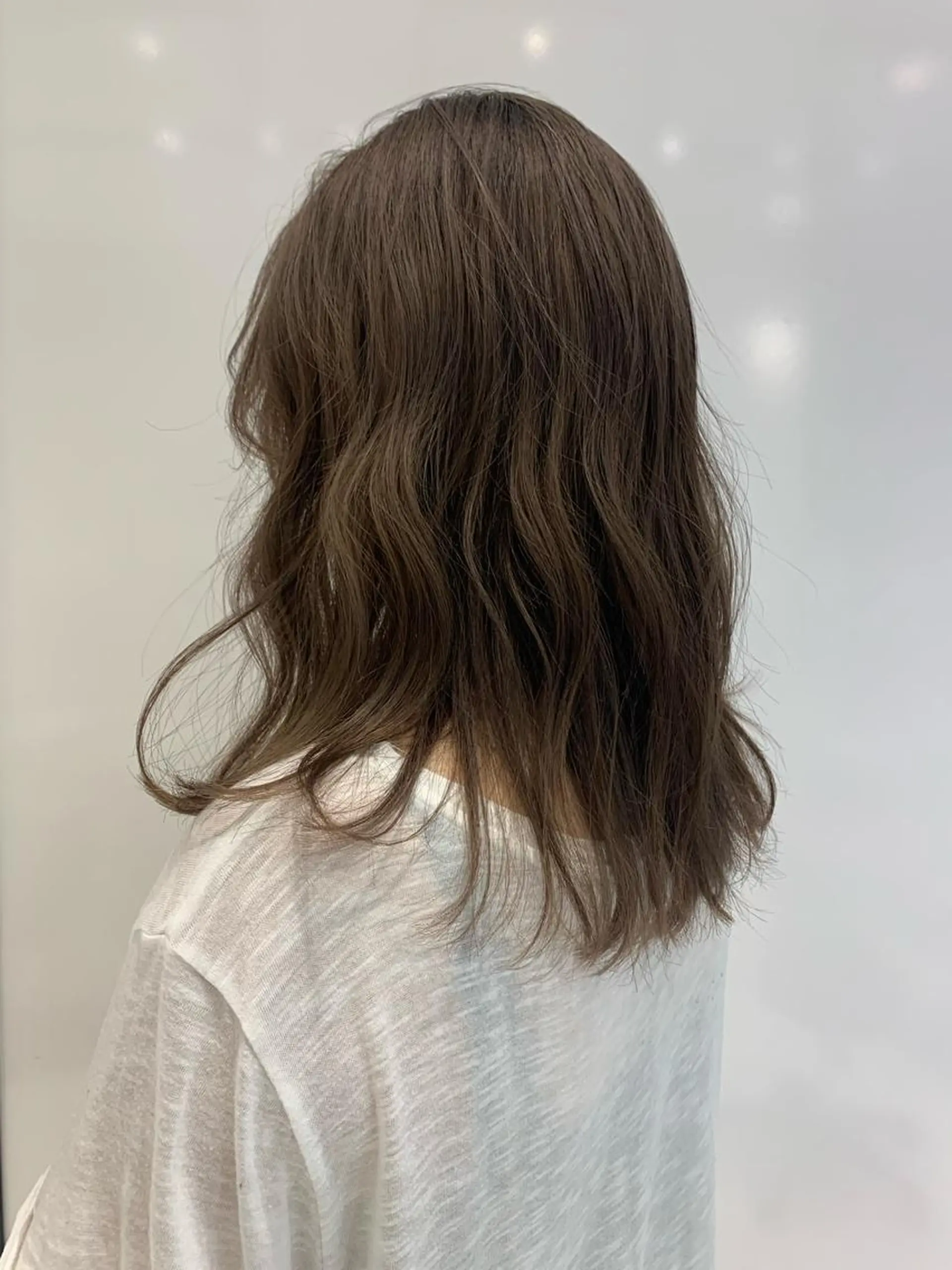 ミディアム ハッシュカット/ハイ トーン/MANAMIのヘアスタイル