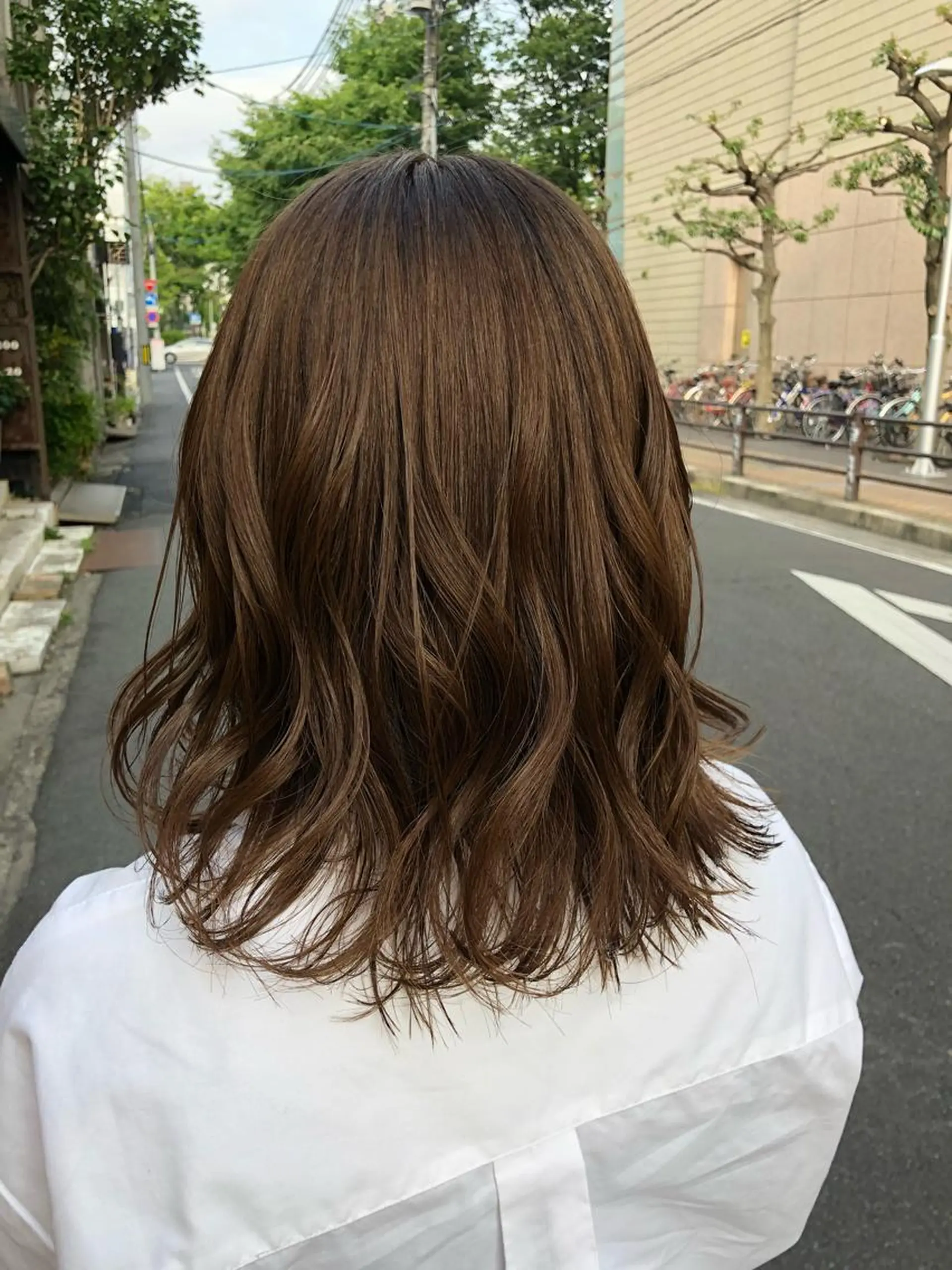 ミディアム カラー 國次 夕貴のヘアスタイル