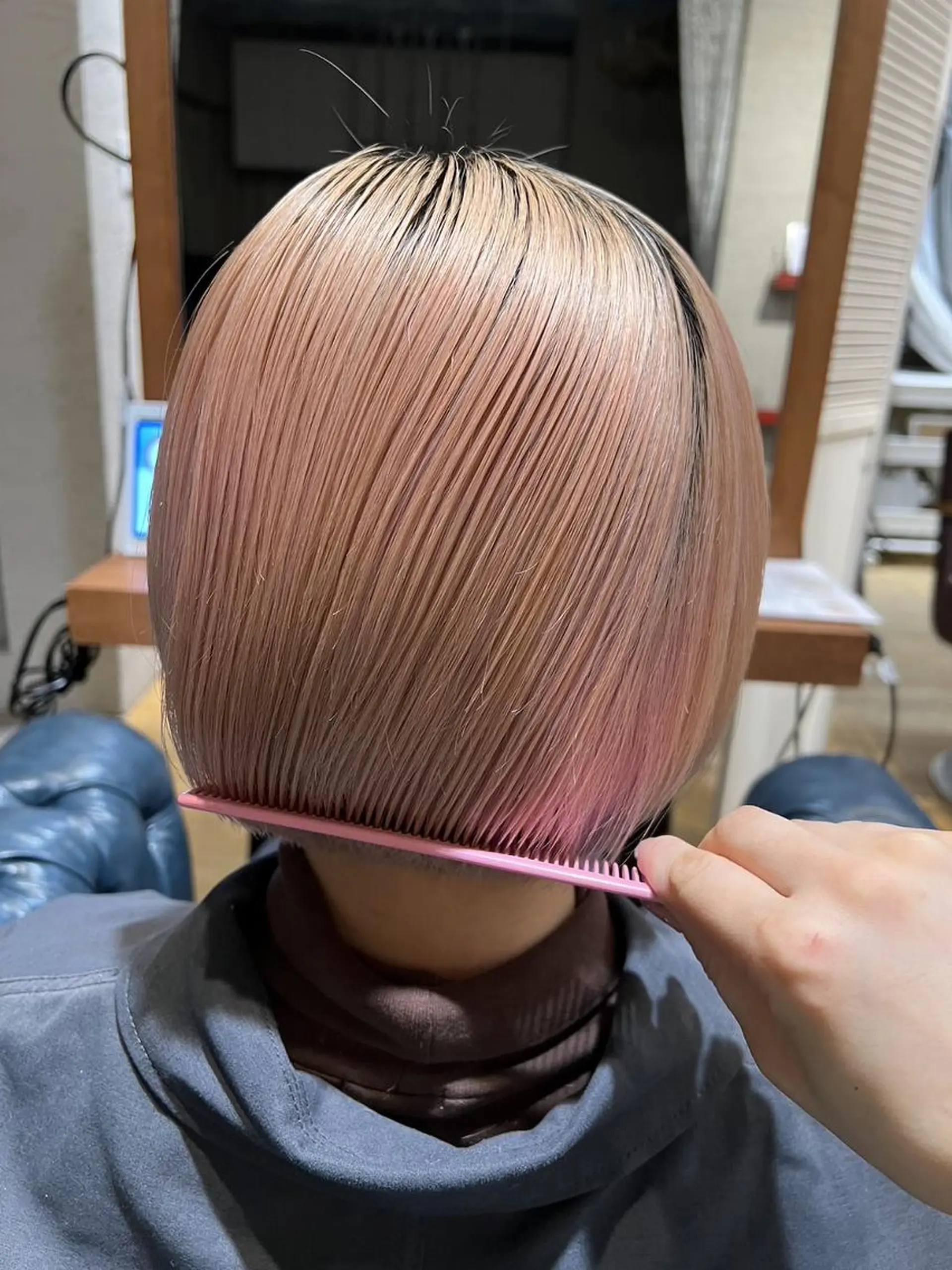 ミディアム カラー アティリー 西梅田のヘアスタイル