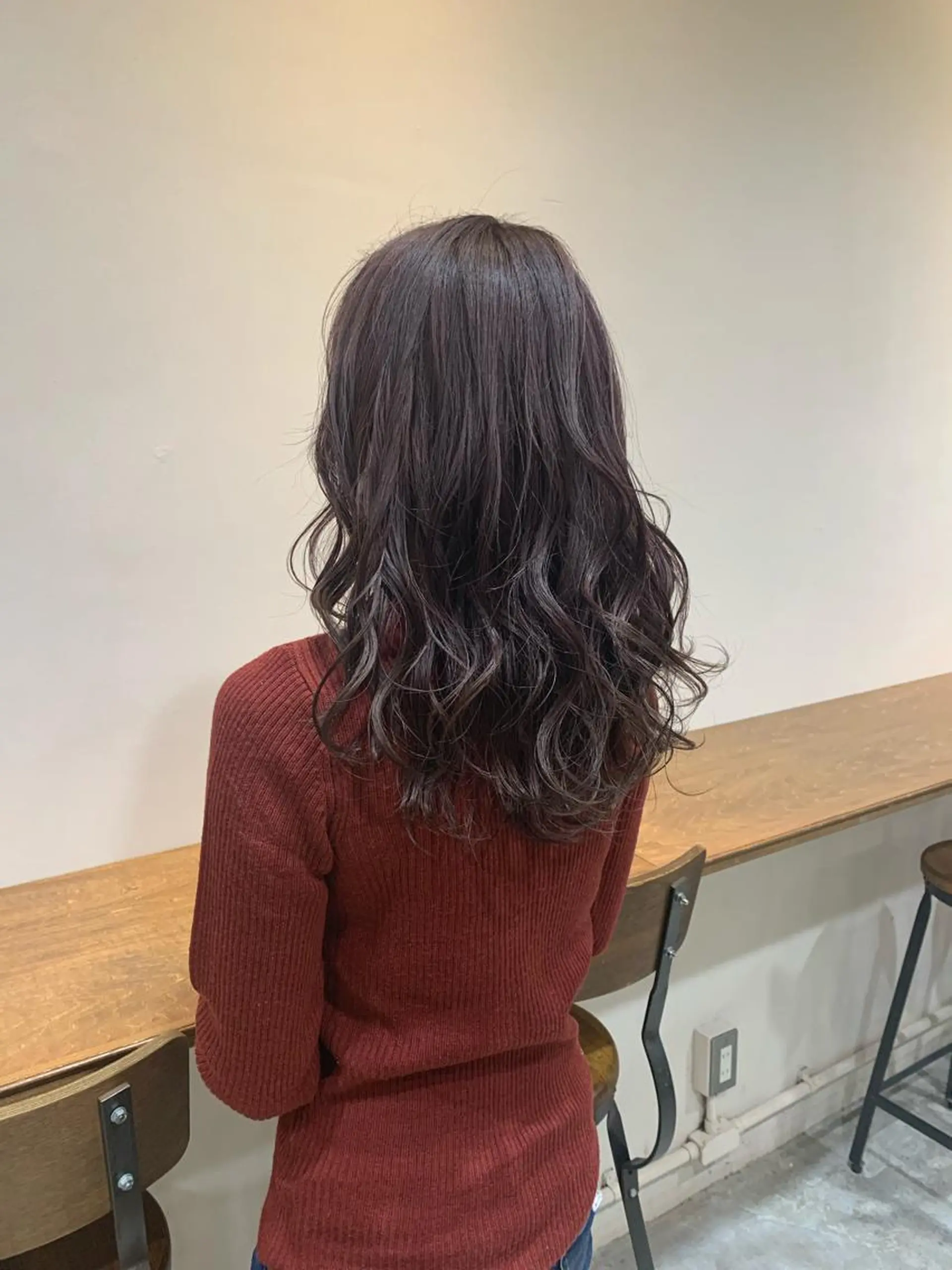 セミロング カラー ハイトーン/レイヤー 💜Akaneのヘアスタイル