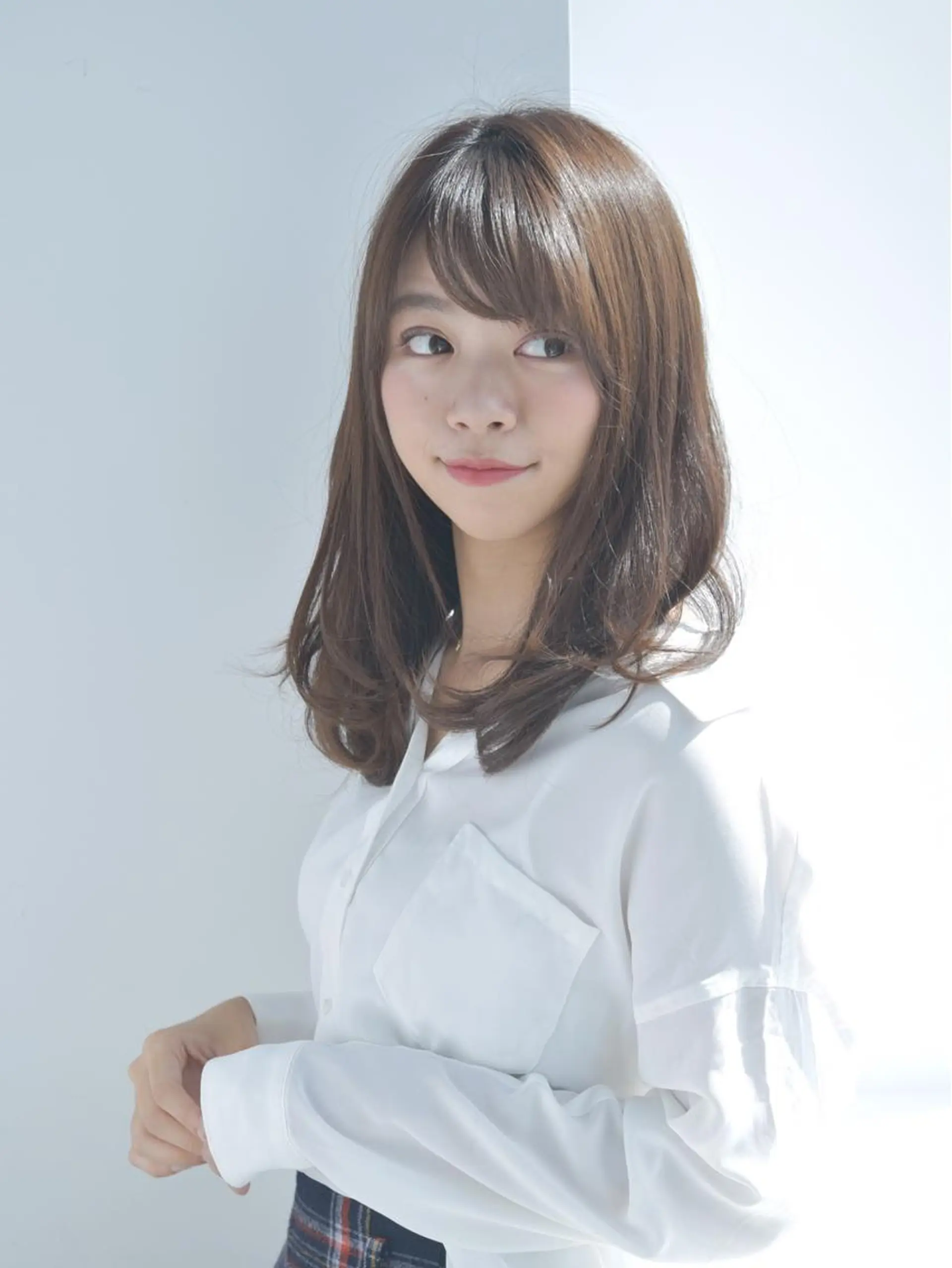 ミディアム カラー 野々山 直貴のヘアスタイル