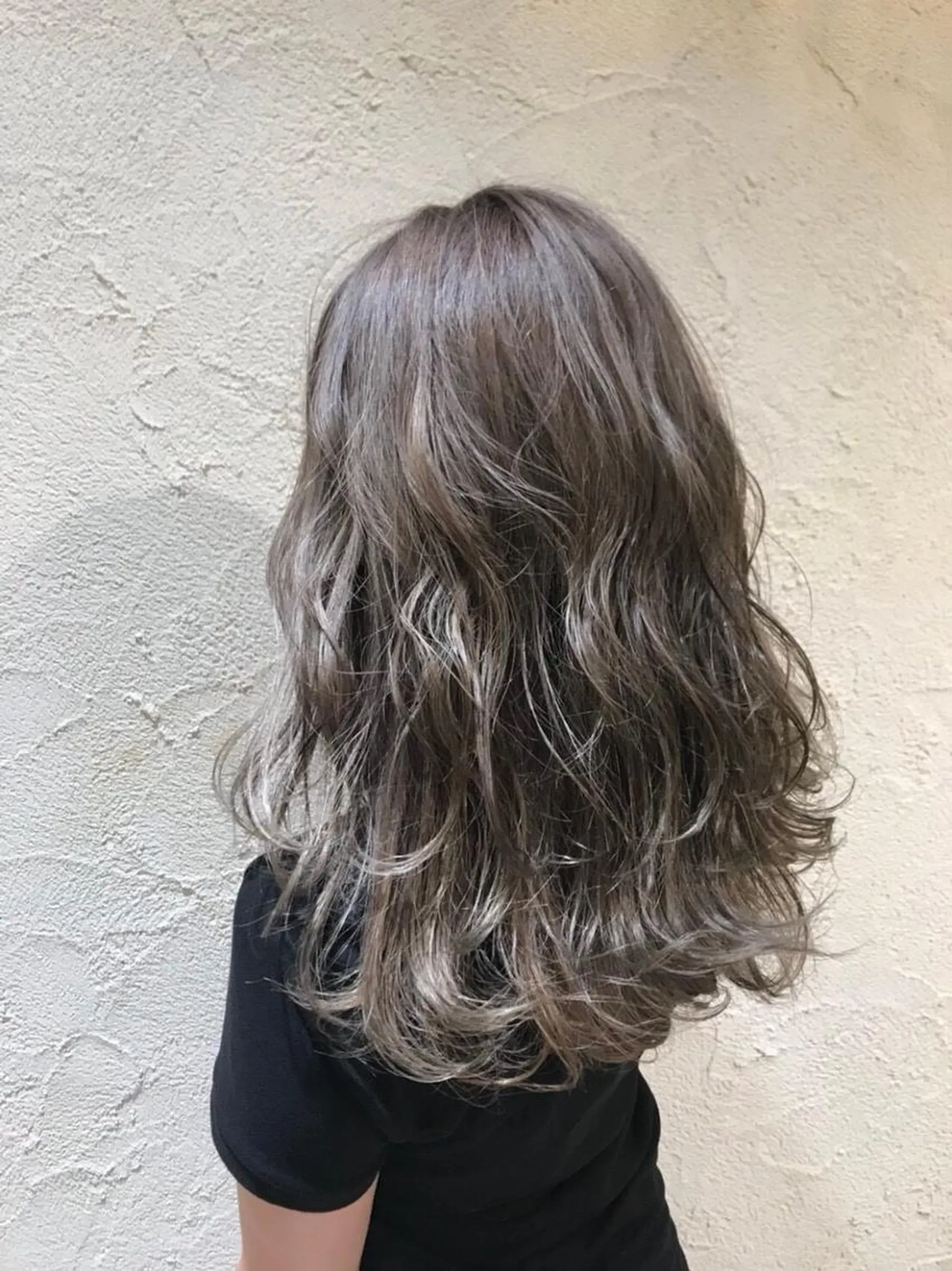 カラー シールエクステ/ ハイトーンカラーのヘアスタイル