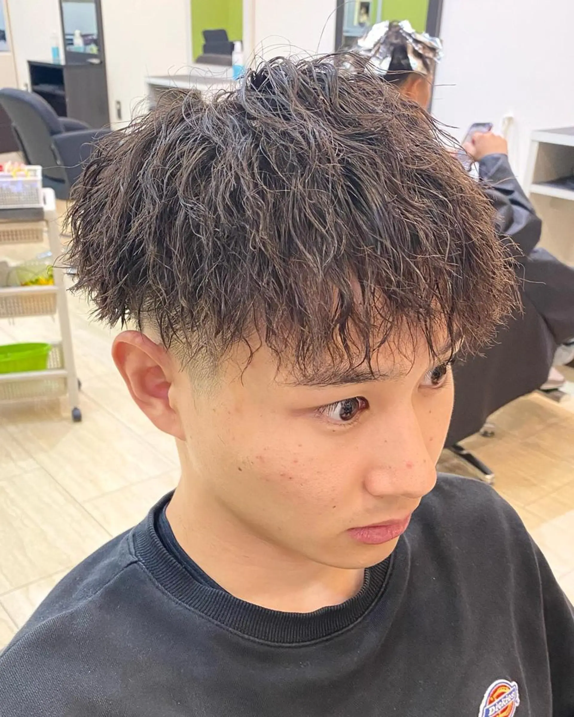 パーマ メンズ フェードカット メンズパーマ プードルパーマ メンズツイストパーマ ツイストスパイラルパーマ 年間2000名担当◎ パーマ職人/仲原佑樹のヘアスタイル