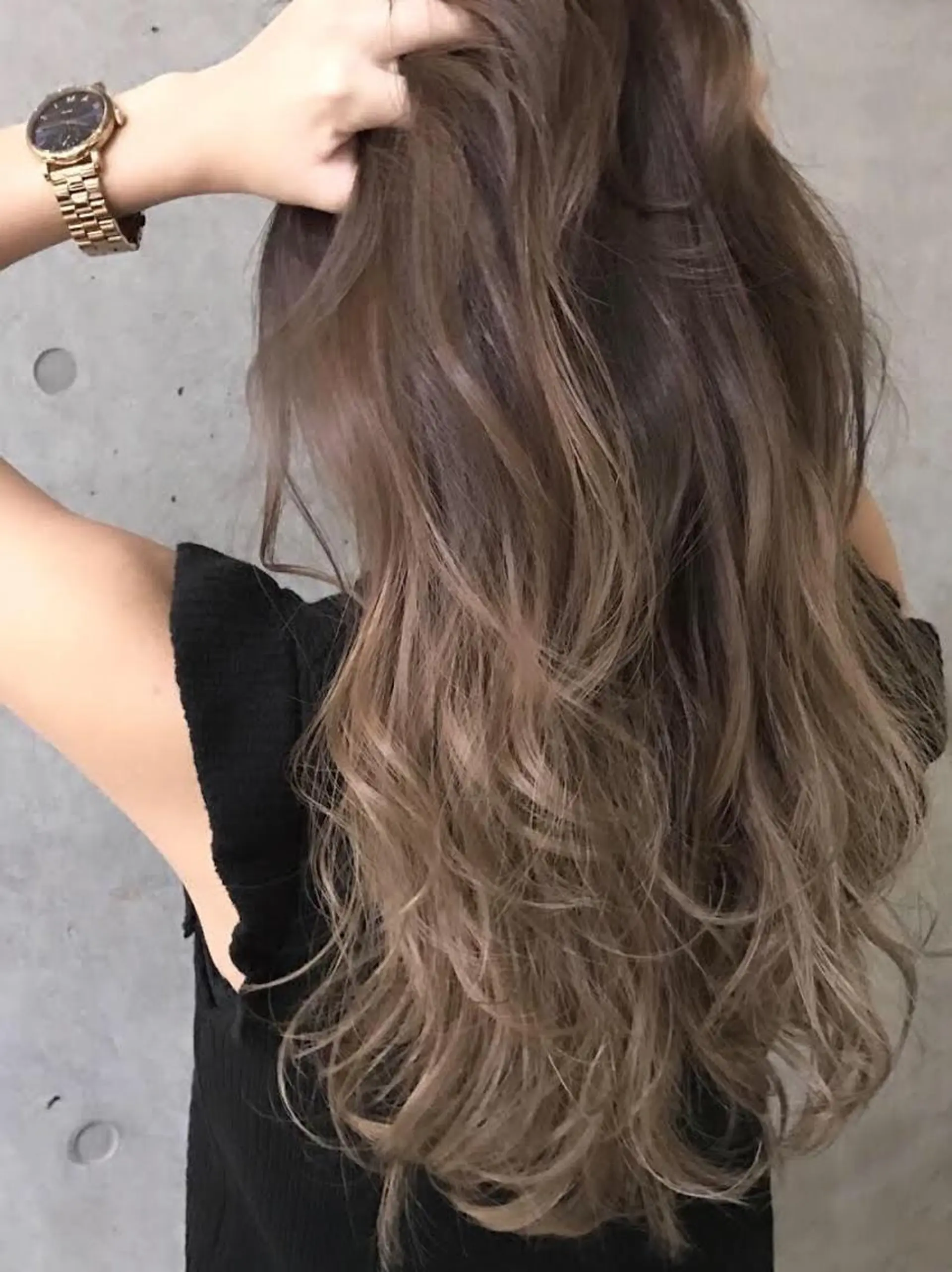 ロング カラー パーマ ヘアアレンジ 【公式】amble luxe池袋東口🩷のヘアスタイル