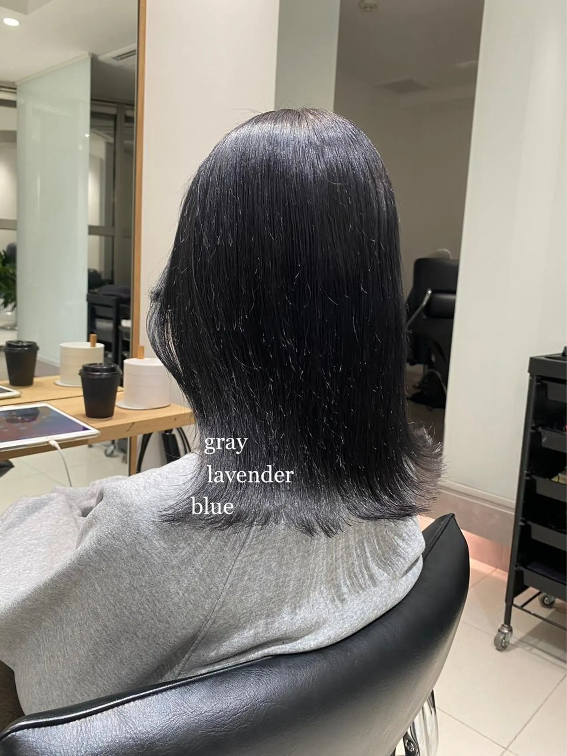 ミディアム ヘアカラー 艶感/ナチュラル 🩵amiのヘアスタイル