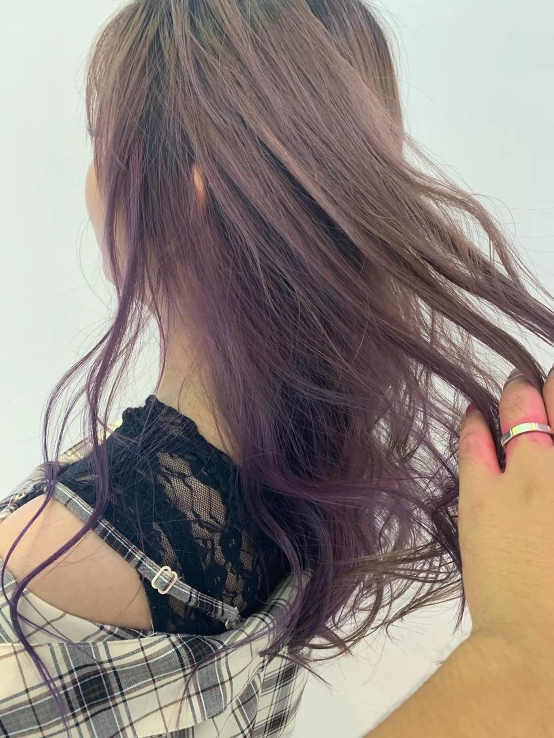 セミロング カラー ヘアアレンジ インナーカラー 竹井 寛喜のヘアスタイル