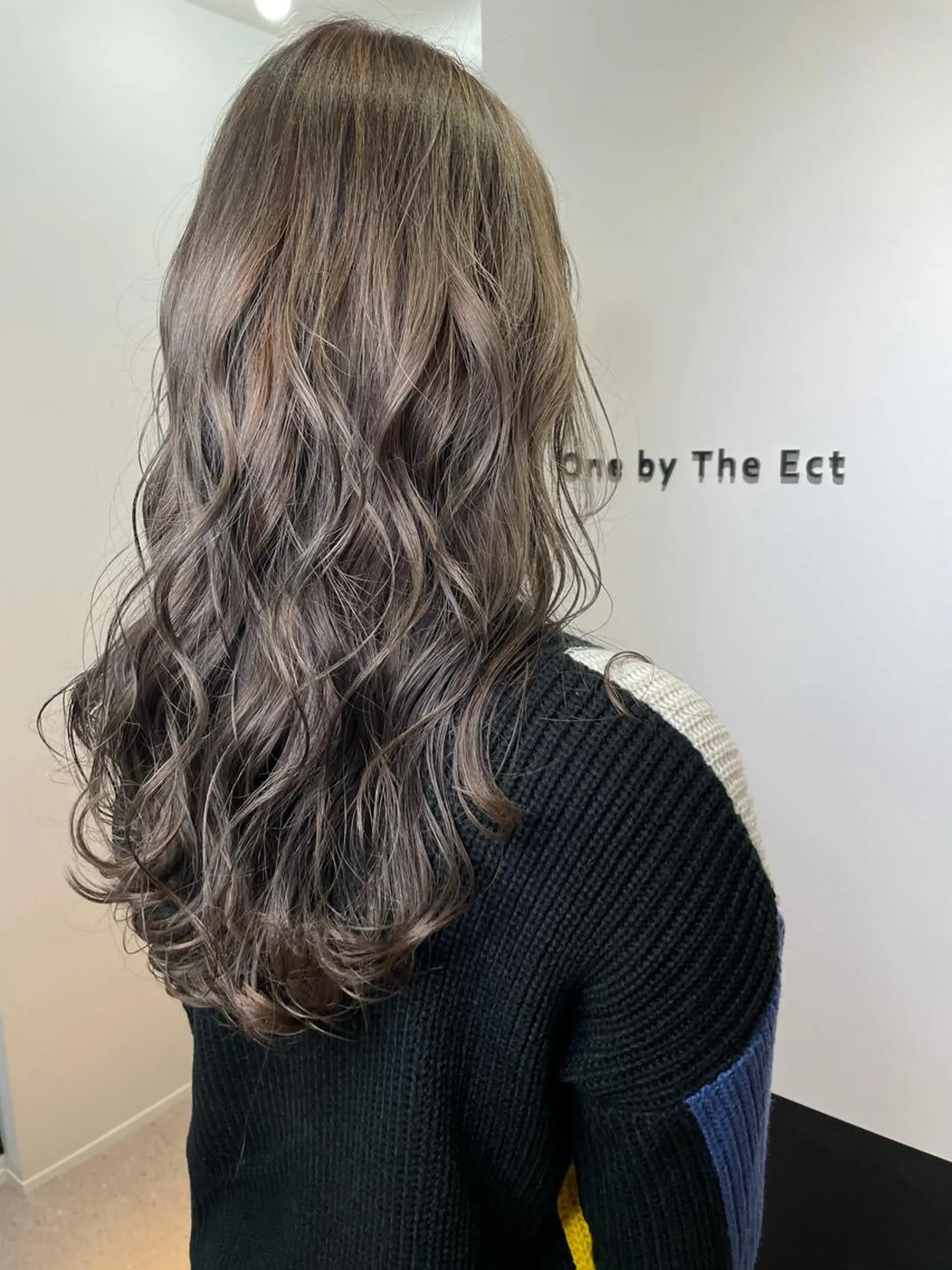 ロング カラー ブリーチ 透明感カラー グレージュ 片山美穂 心斎橋・北堀江のヘアスタイル