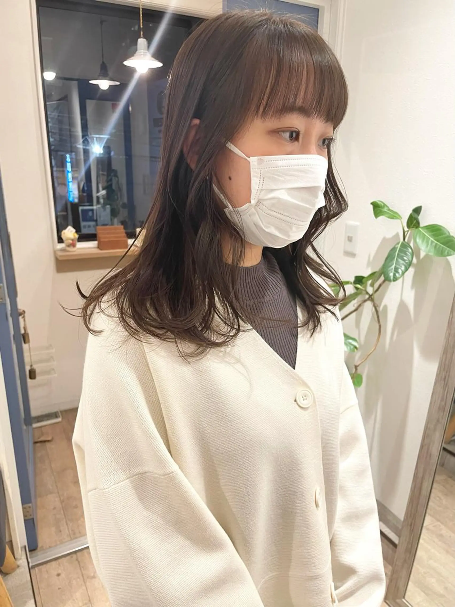 セミロング カラー ベージュカラー ブリーチ ブラウンカラー チョコレートブラウン 透明感カラー 🩰オリーブ/ ベージュ松本咲花🩰のヘアスタイル