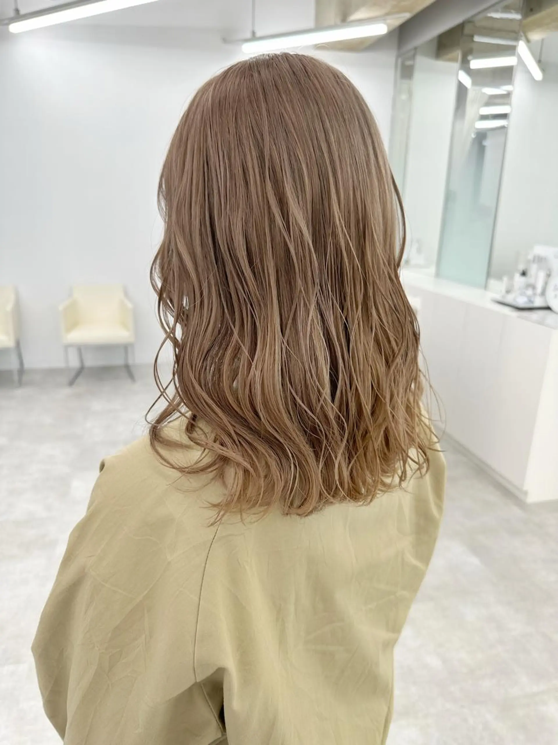 ミディアム カラー ブリーチ指名No.1 Daikiのヘアスタイル