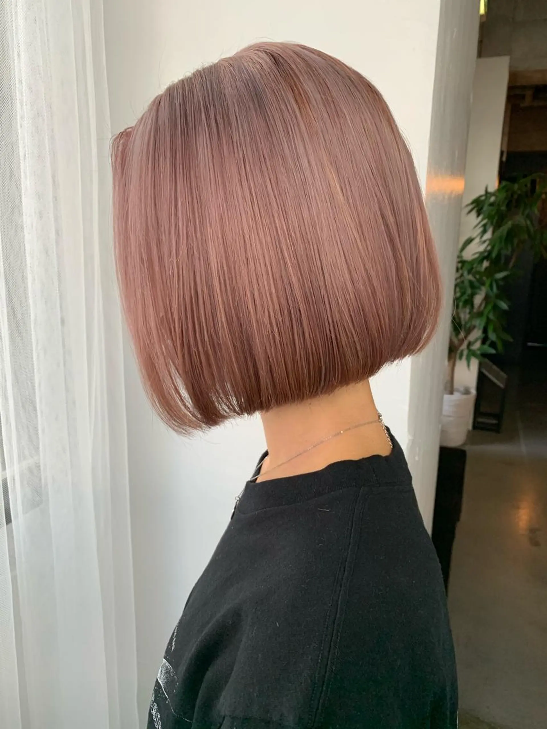 ミディアム カラー レイヤー/髪質改善/ 美髪矯正/手塚凌のヘアスタイル