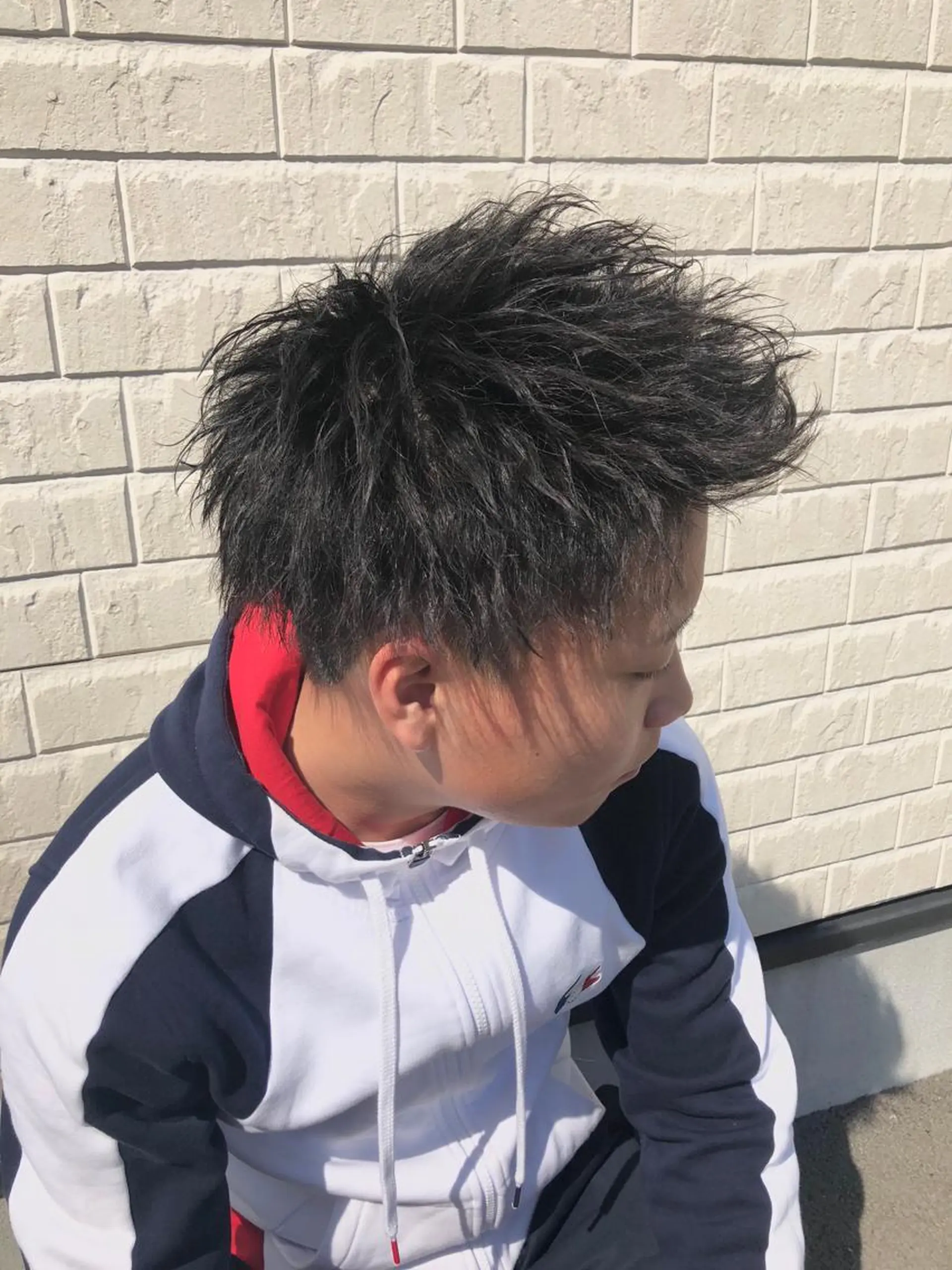 パーマ メンズ アップバング メンズパーマ メンズツイストパーマ ツイストパーマ カット Bro所属・佐藤 輝幸のヘアスタイル