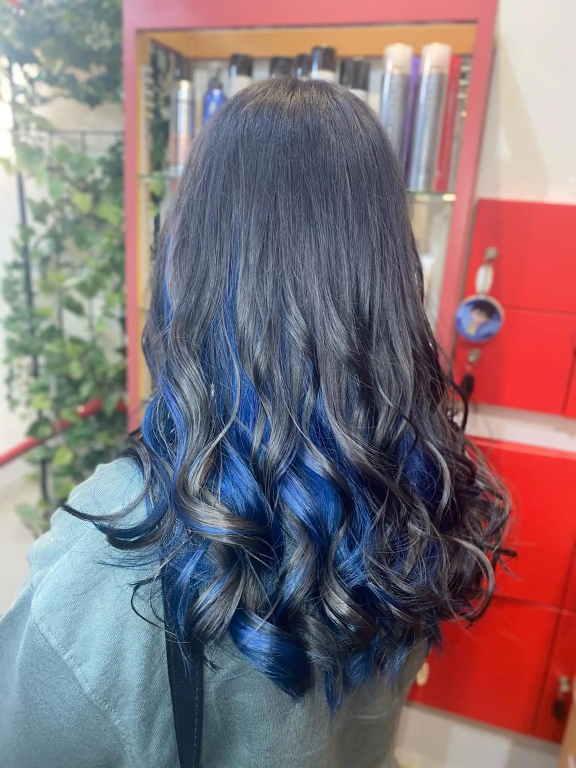 セミロング ヘアカラー ゆぴ☾‪/推しカラー /ハイトーンのヘアスタイル