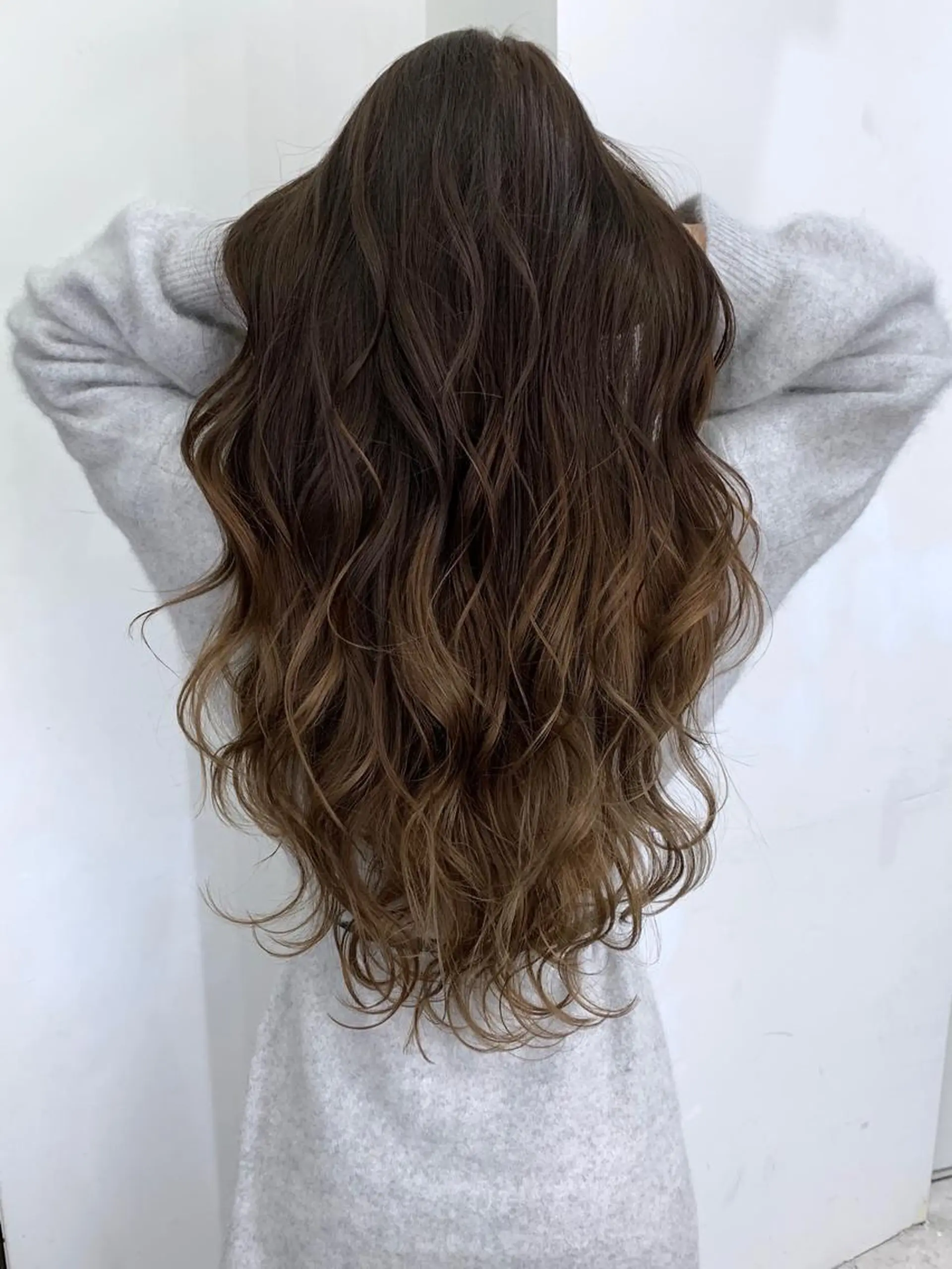 ロング カラー ブラウンカラー ショコラブラウン グラデーションカラー エクステ（レミー毛） NINEのヘアスタイル