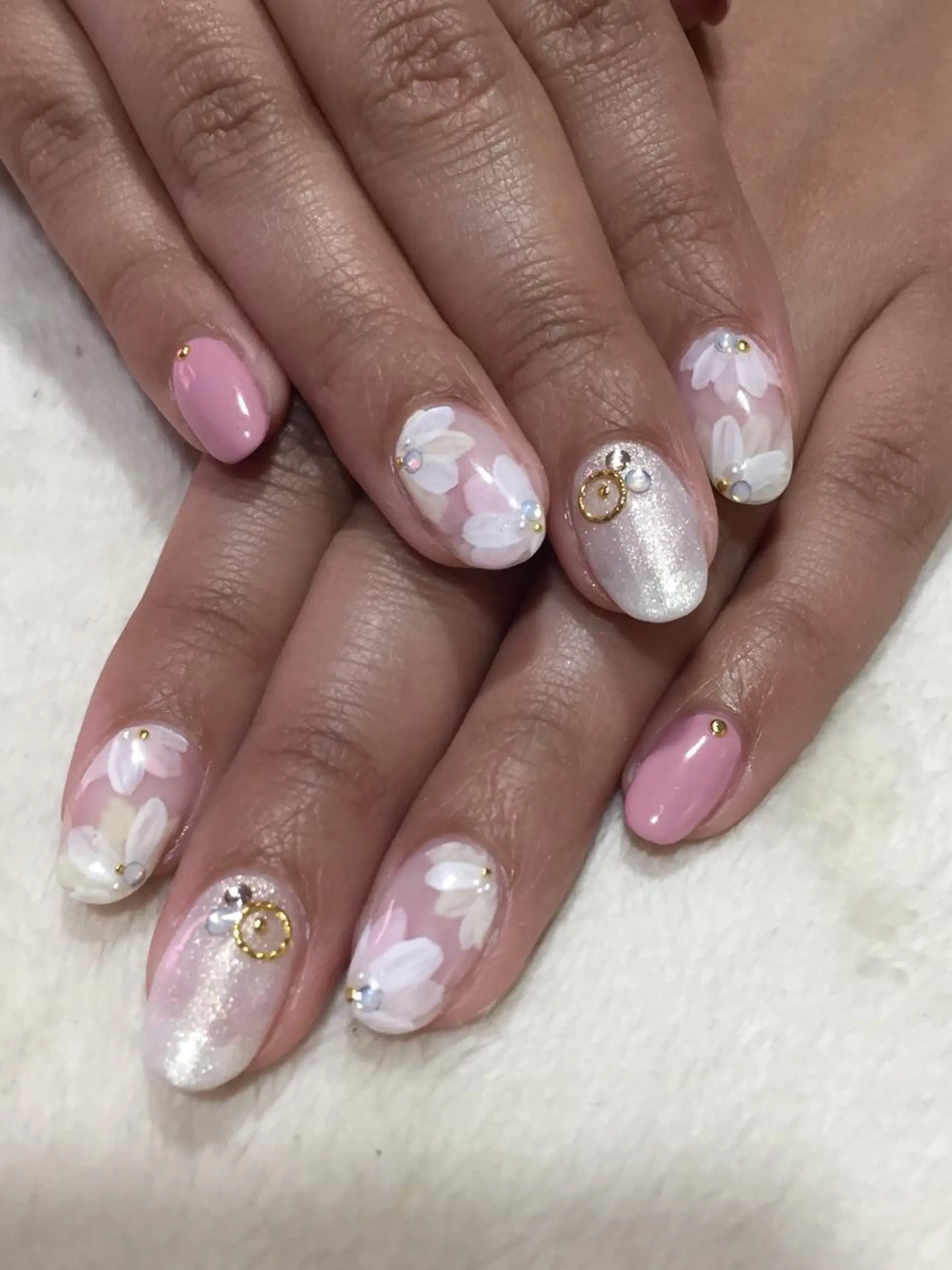 ネイル Sympa 𝓜iwako🐰ᩚのネイルデザイン