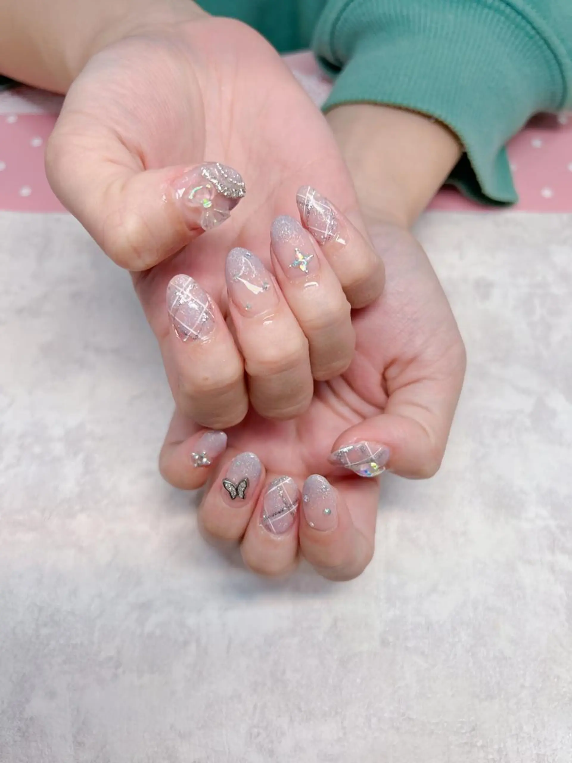 ネイル バニーアイズ　ネイル ニューオータニ博多店のネイルデザイン