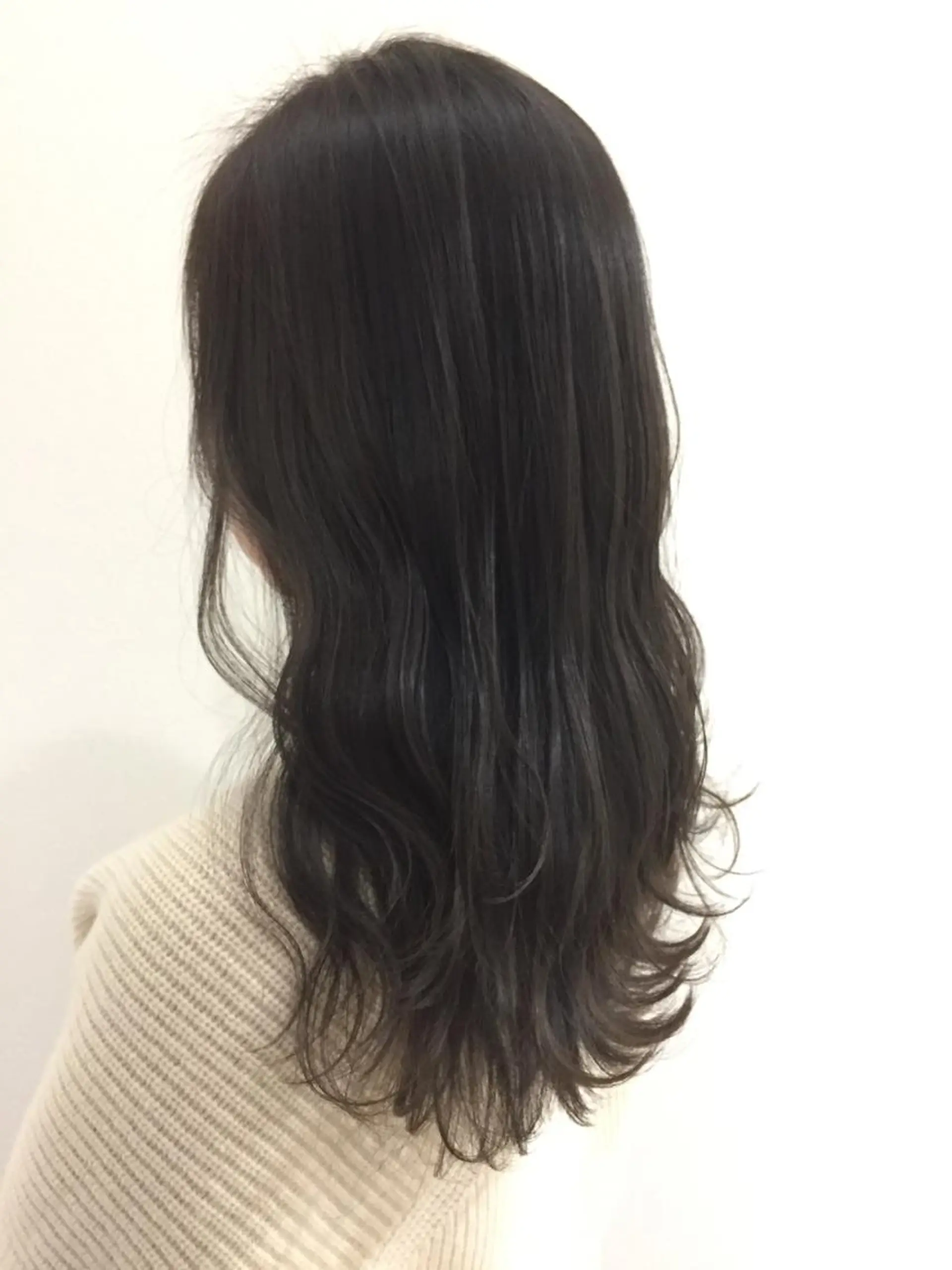 セミロング Noe心斎橋所属・Noe心斎橋 堀田 朋宏のヘアスタイル