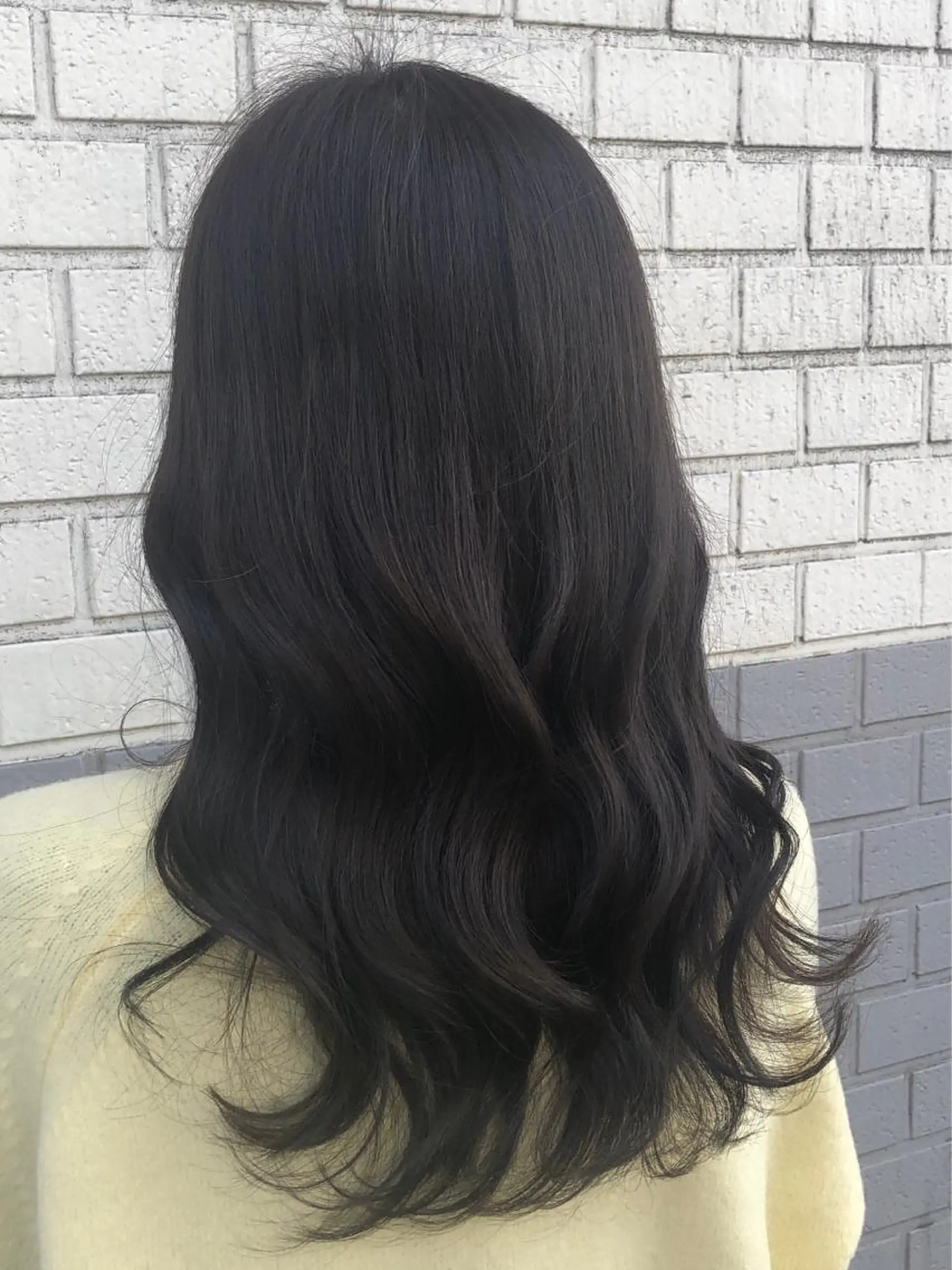 ロング カラー カット ヘアカラー トリートメント 関 彩花のヘアスタイル