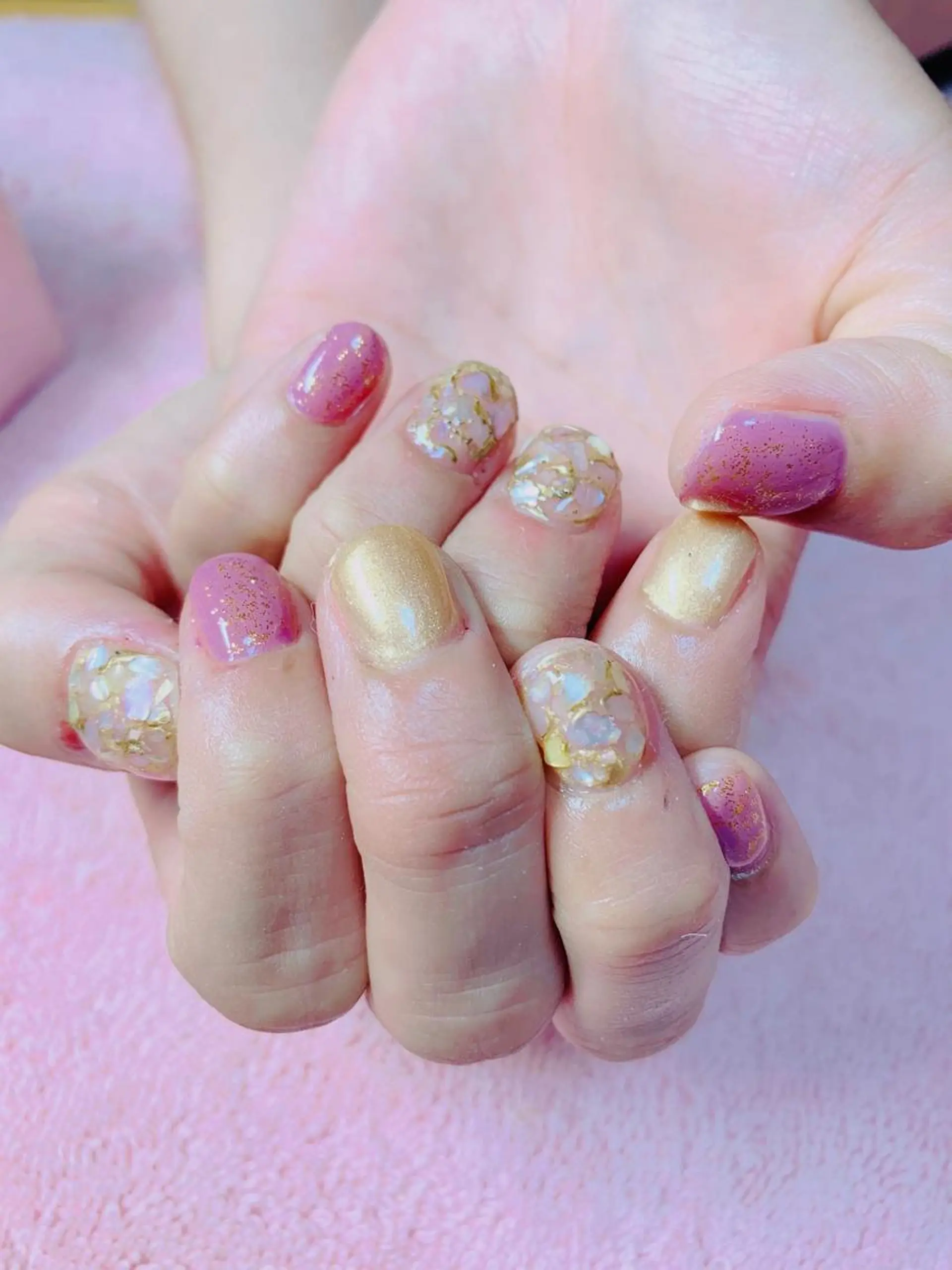 ネイル 持ち込み 池崎 美穂のネイルデザイン