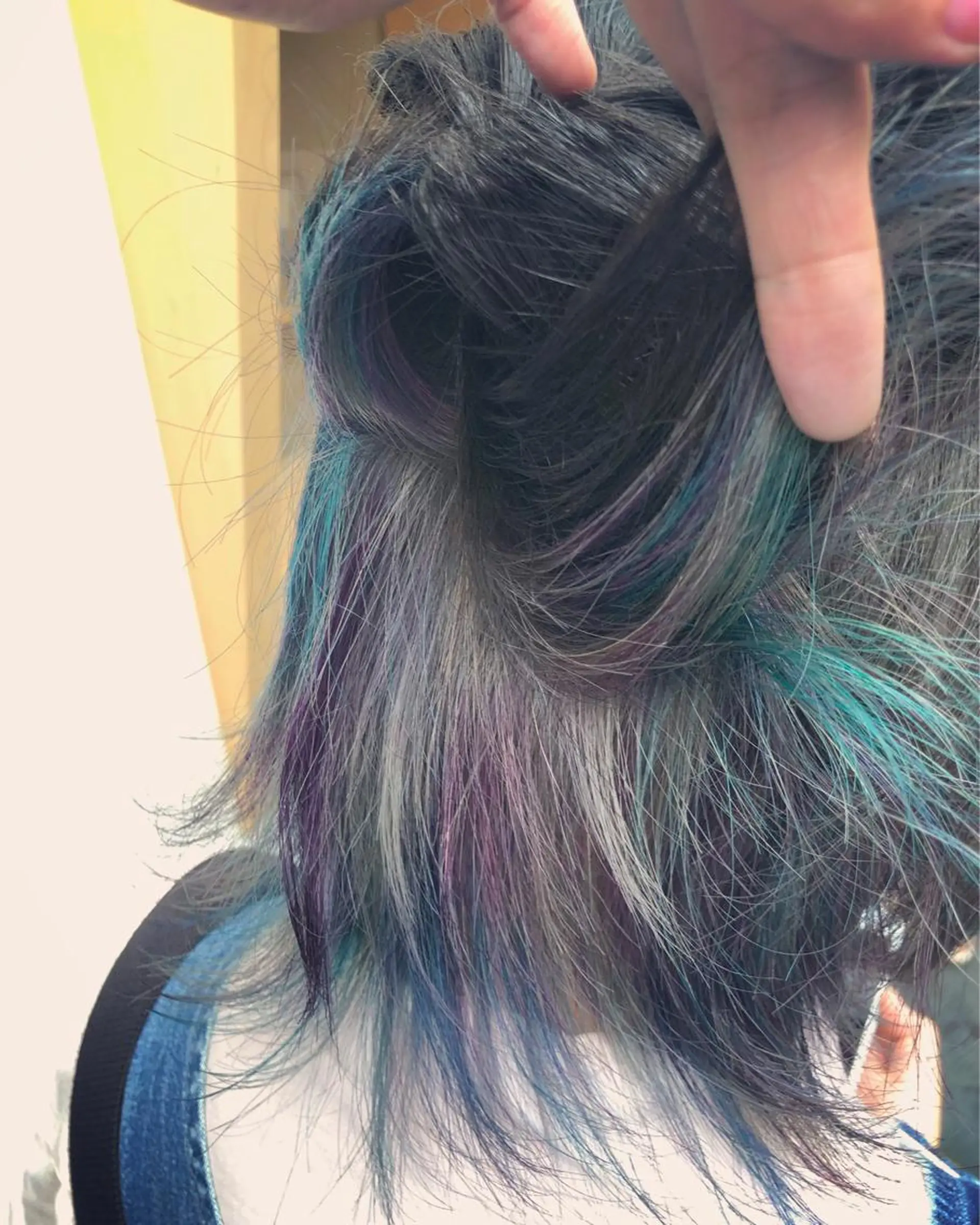 ミディアム カラー ショートボブ ボブレイヤー アッシュ バレイヤージュ ミストバング カット ヘアカラー トリートメント 原宿サロン代表 デザインカラー伊藤卓のヘアスタイル