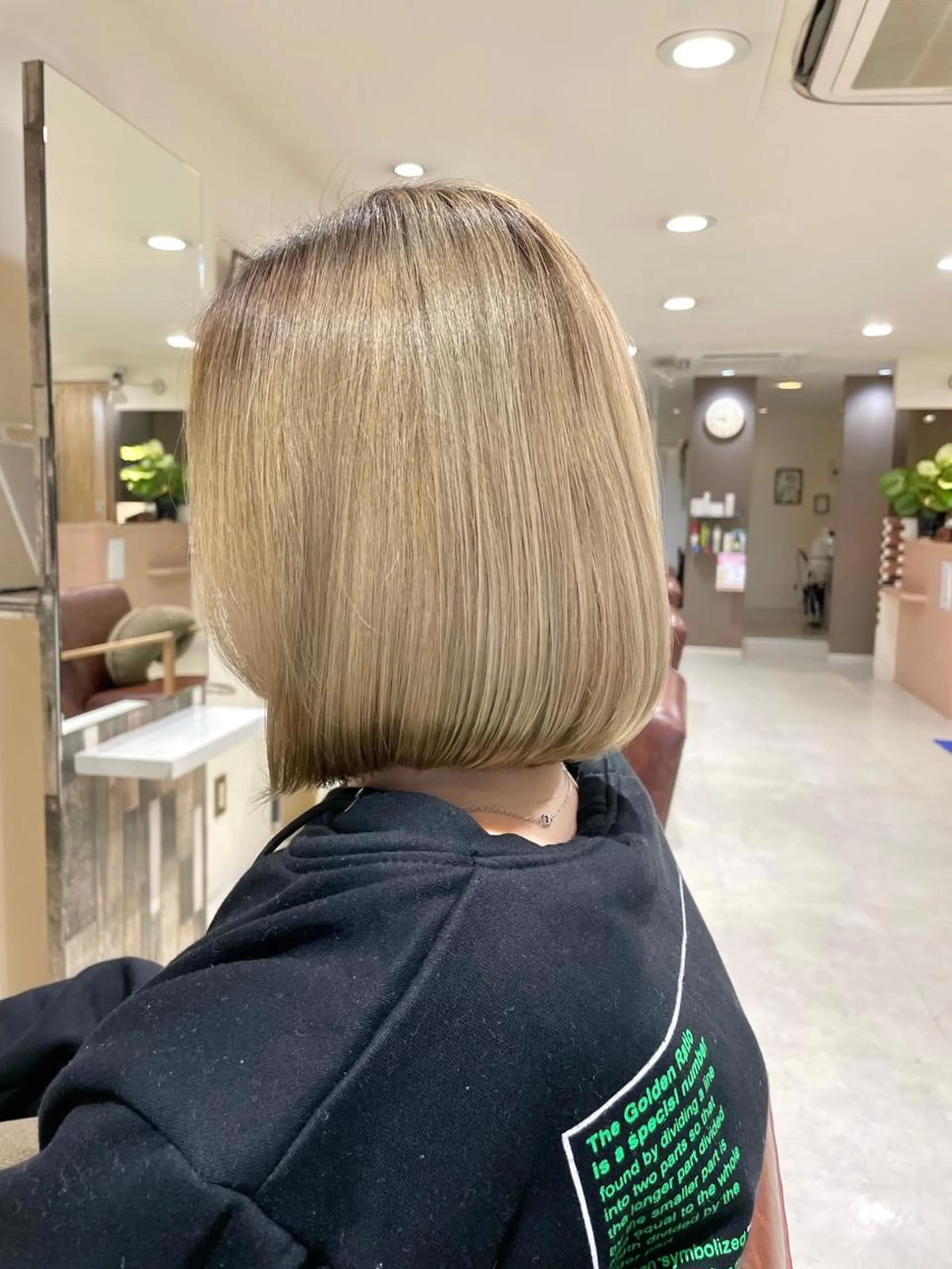 ショート 前下がりボブ ボブ celeste所属・KAI RIKAのヘアスタイル