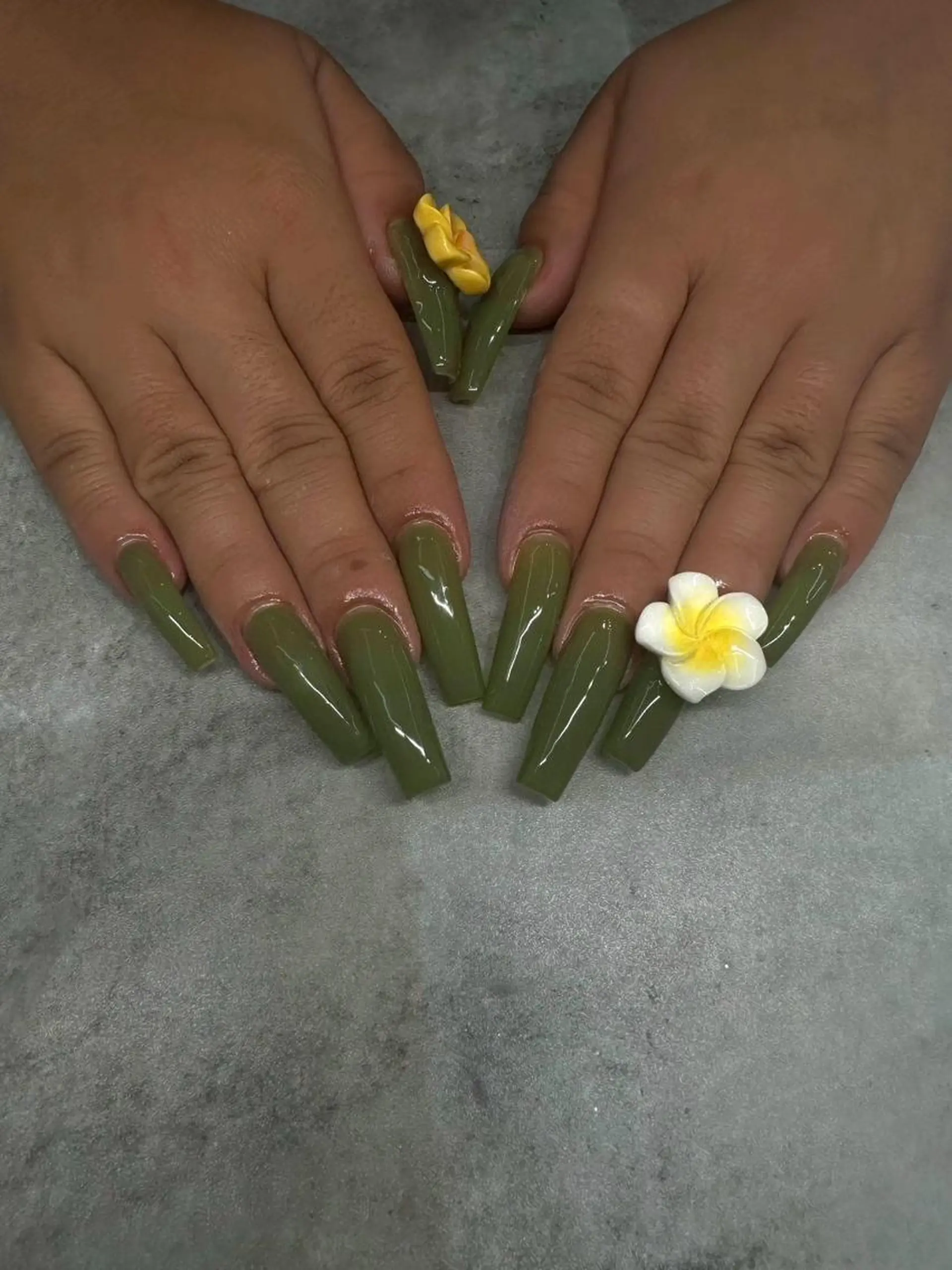 ネイル アニマル柄 オーロラネイル ブラウン 桜ネイル クリアネイル ハンドネイル 木村乃音/長さだし パラジェルフィルインのネイルデザイン