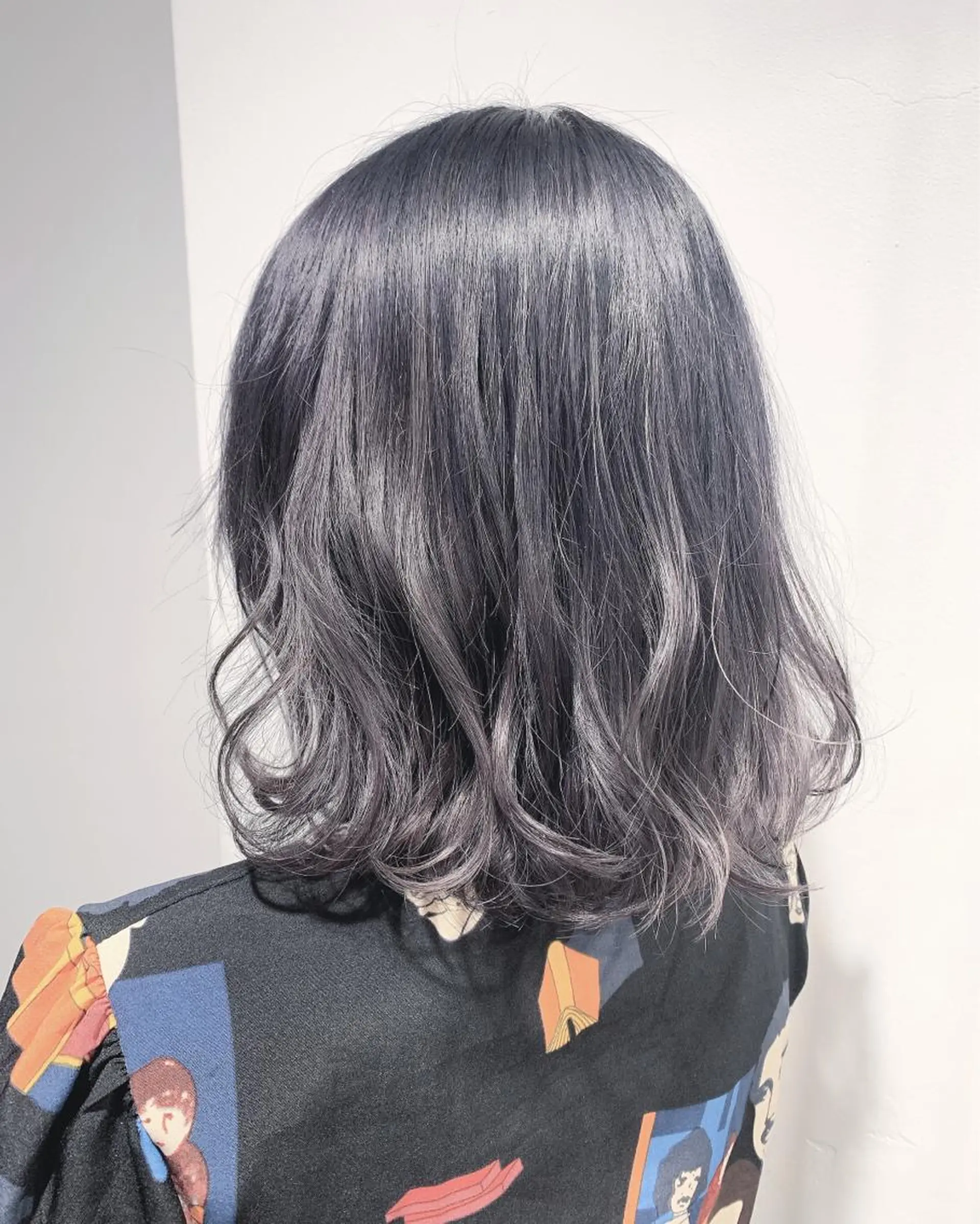 ミディアム カラー ヘアカラー SALOWIN 札幌大通り店所属・🏆ウルフ/レイヤー 指名No.1山口圭佑のヘアスタイル