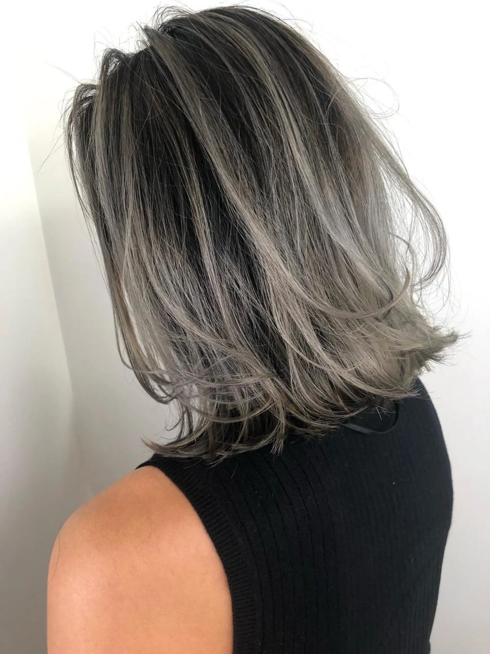 セミロング カラー ブリーチ ケアブリーチ 透明感カラー イルミナカラー トリートメント カット ヘアカラー トリートメント ⭐️迫田 ゆう⭐️のヘアスタイル