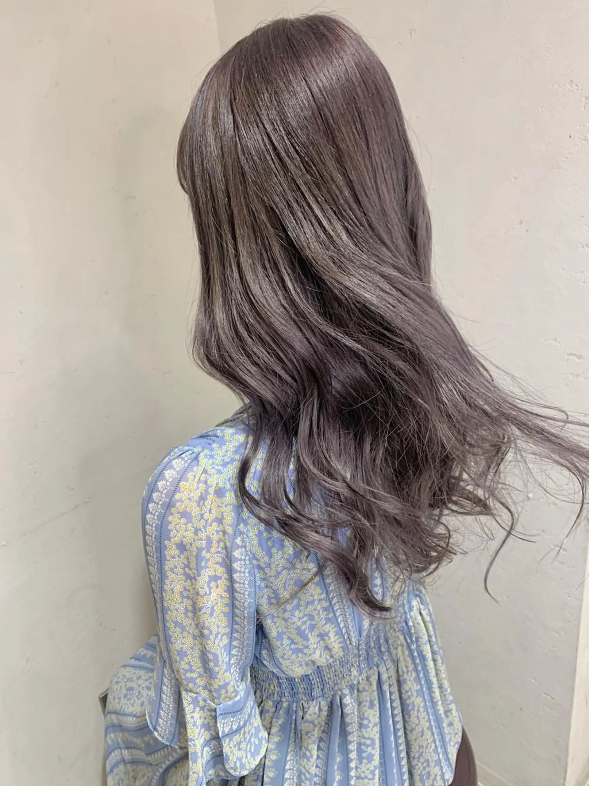 ロング カラー パーマ ヘアアレンジ アディクシーカラー ブリーチ ケアブリーチ グレージュ ラベンダーカラー ヘアカラー トリートメント filo byFeria渋谷所属・縮毛矯正/美髪 髪質改善/石田幸輔のヘアスタイル