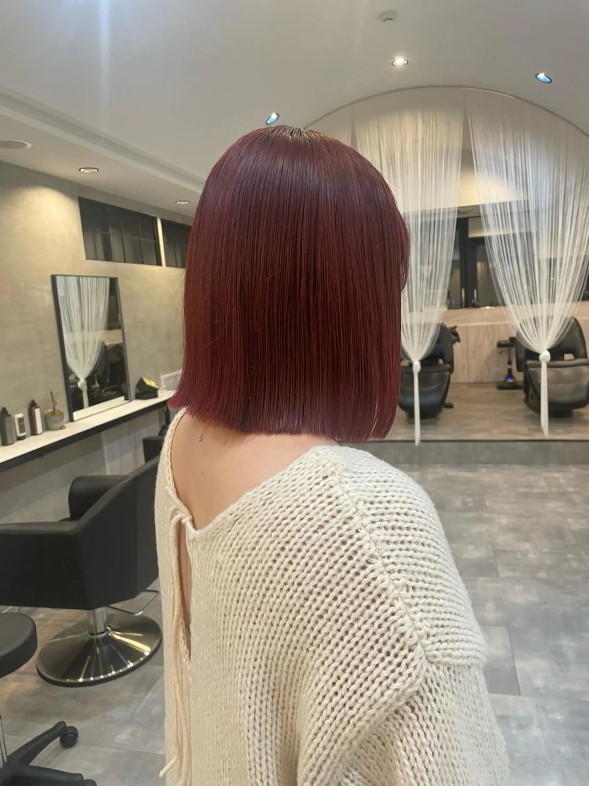 ミディアム カラー 渋谷 留菜のヘアスタイル