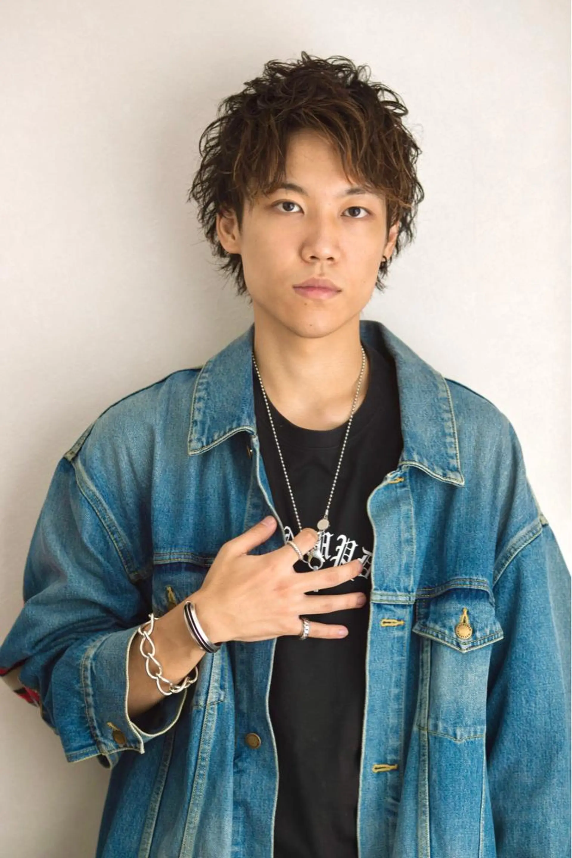 パーマ メンズ マッシュウルフ マッシュ メンズパーマ メンズウルフカット ウルフカット カット Vir by browのヘアスタイル