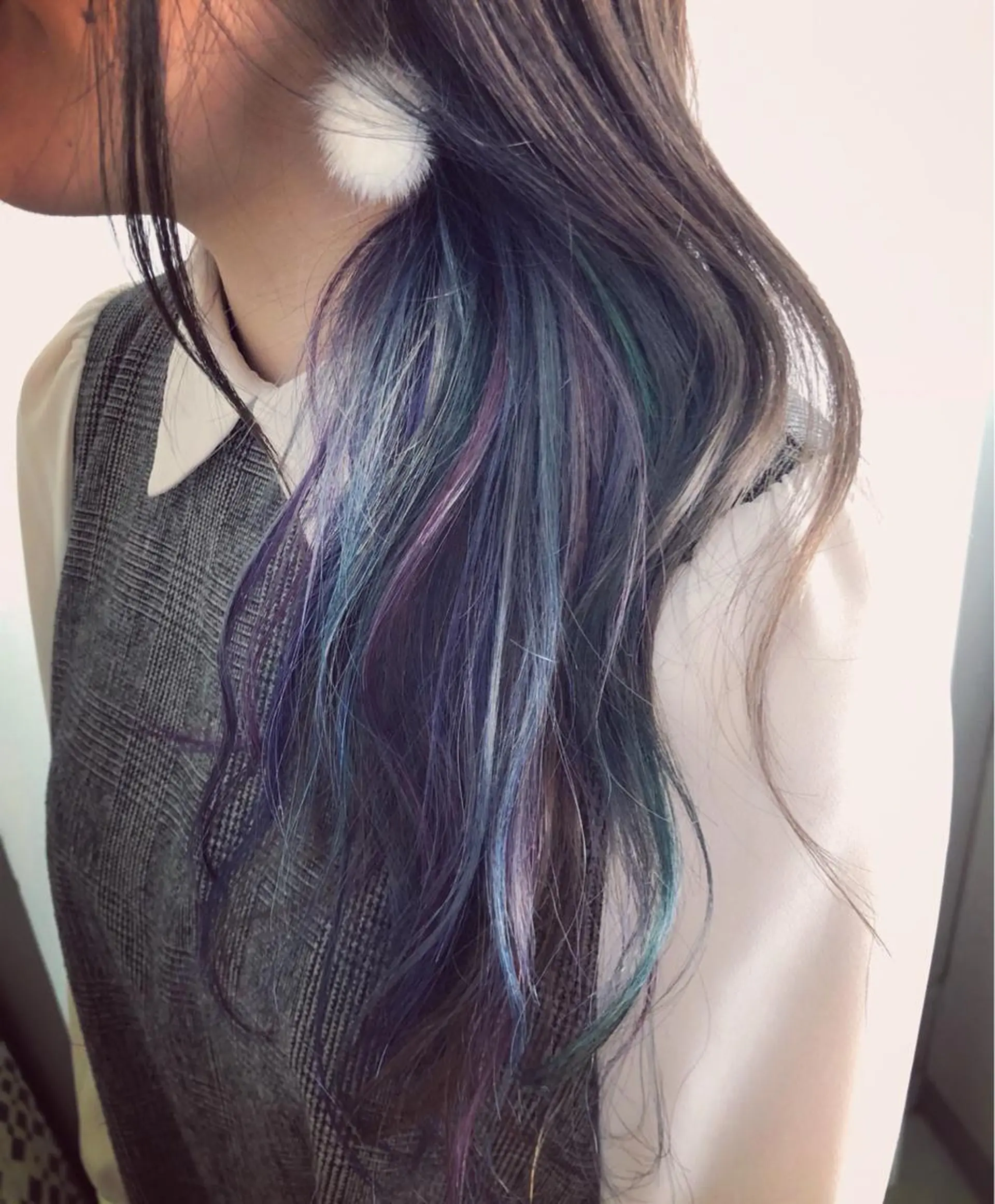 ロング カラー アッシュ バレイヤージュ ミストバング ベージュカラー ブリーチ カット ヘアカラー トリートメント 原宿サロン代表 デザインカラー伊藤卓のヘアスタイル