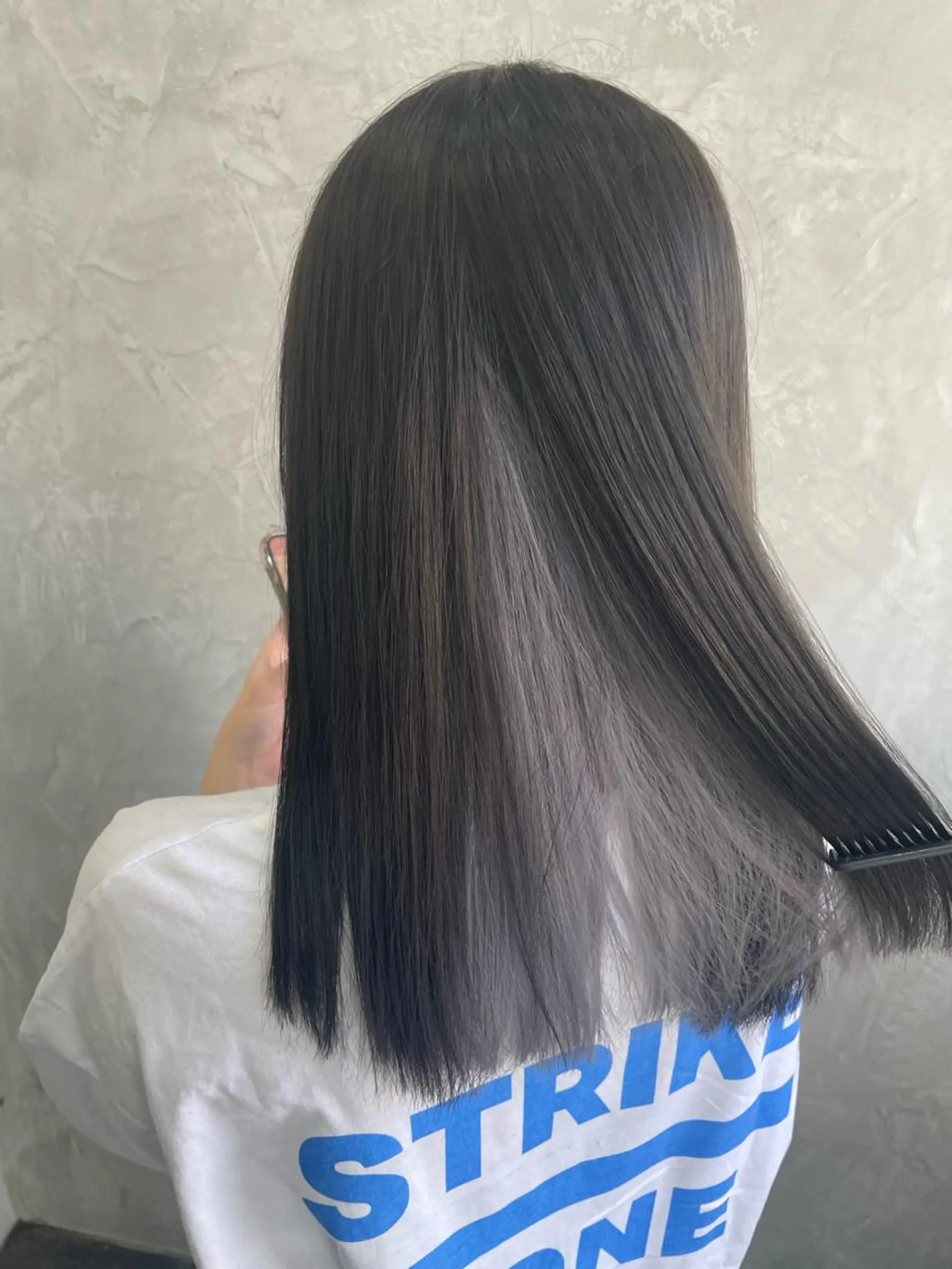 カラー インナーカラー MaisonHALU 松浦光咲のヘアスタイル