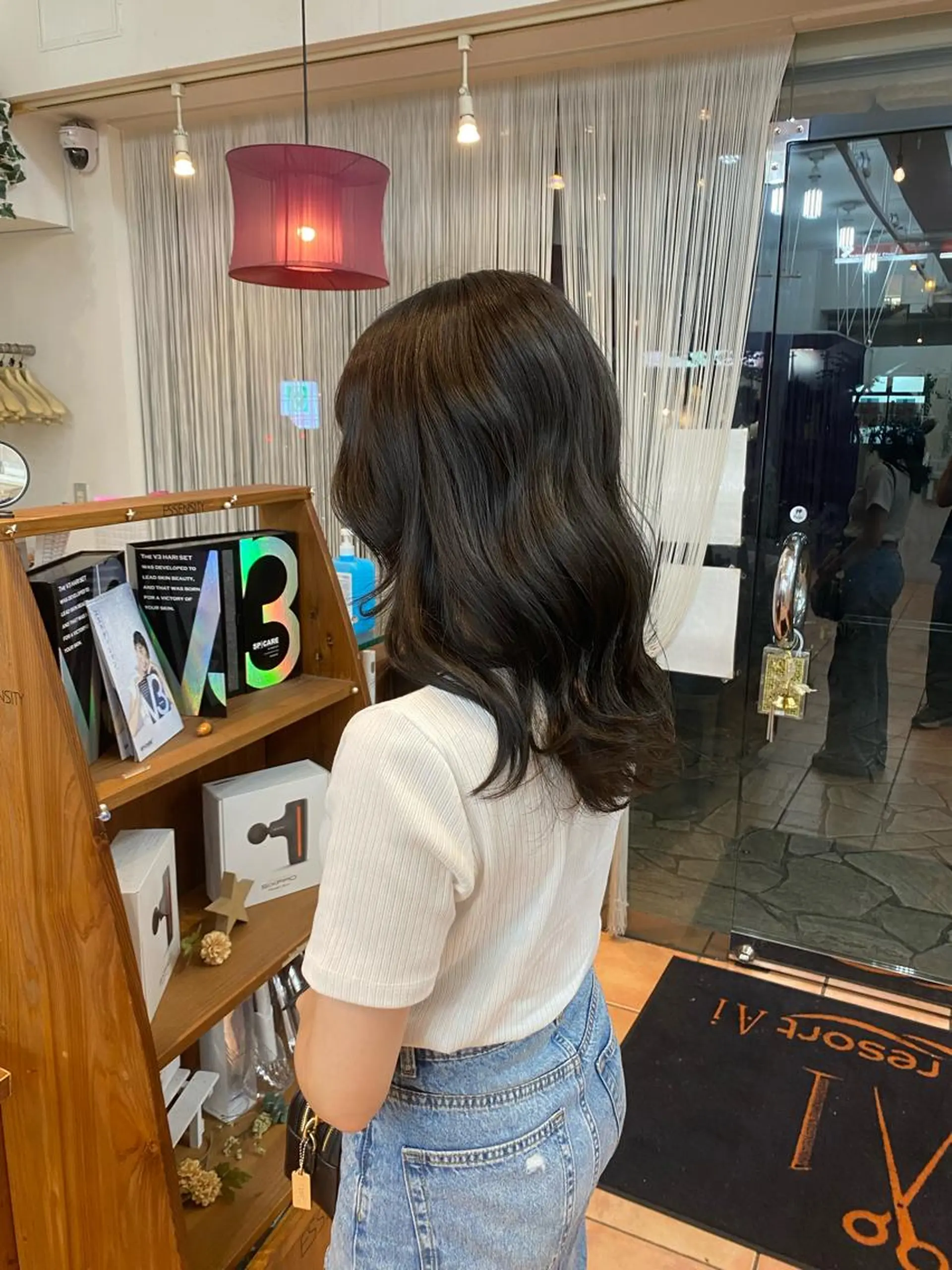 セミロング カット ヘアカラー トリートメント カラー特化 横川　翔希のヘアスタイル