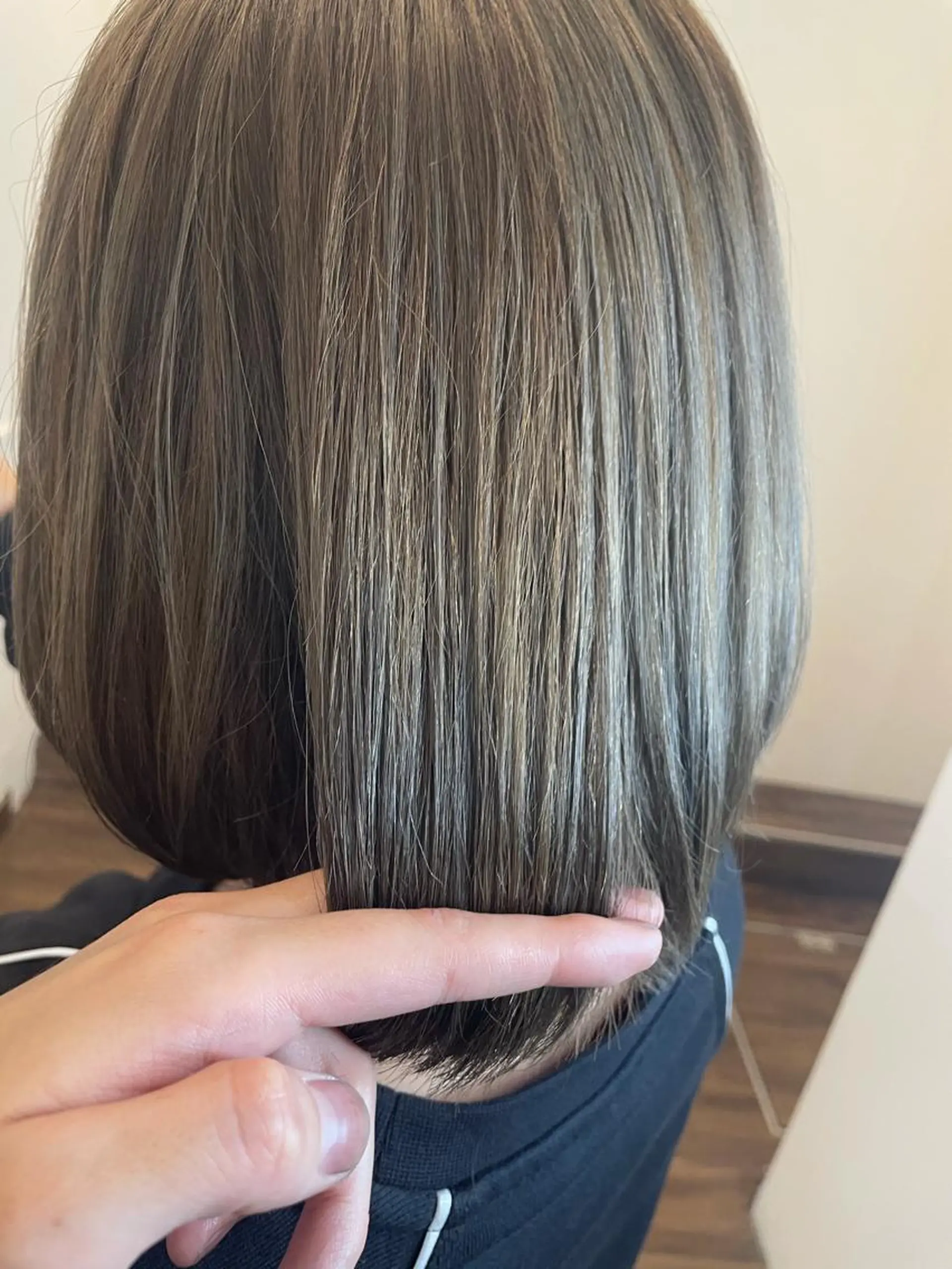 ショート カラー ヘアカラー トリートメント MATSURI BASE.AWAJIのヘアスタイル