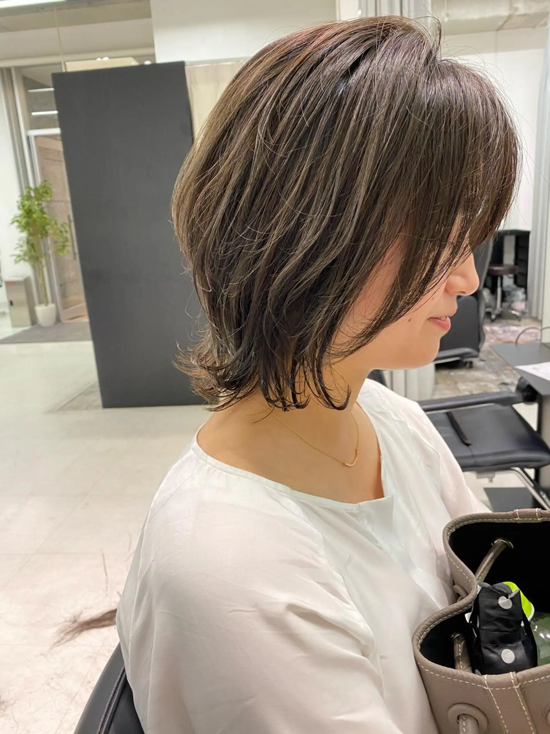 ミディアム カラー ハイライトカラー ハイライト ウルフカット 似合わせ専門美容師 なかじまのヘアスタイル