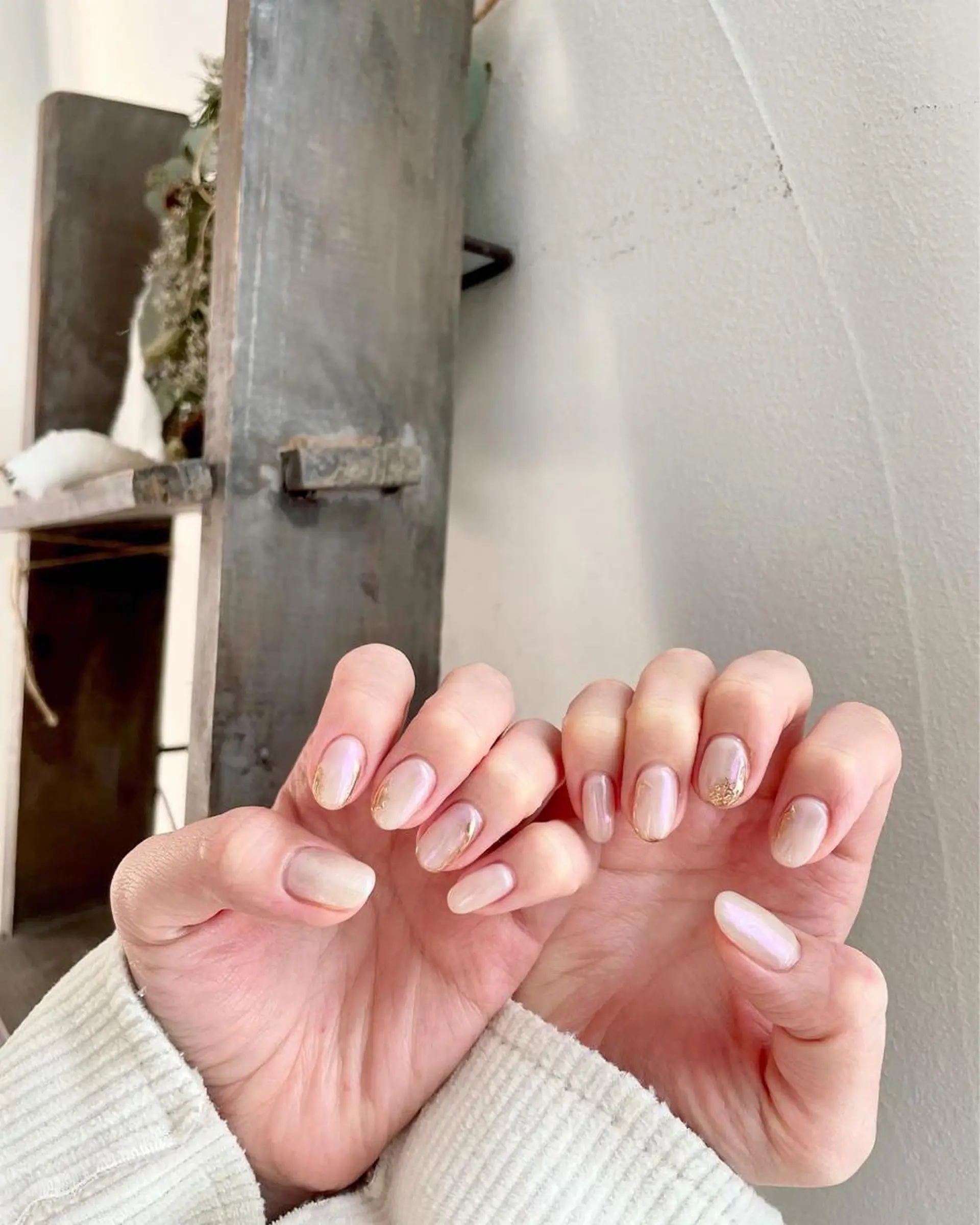 ネイル フットネイル ジェルネイル ゴールド 氷ネイル・うるうるネイル 韓国ネイル 甲府市徳行 🧸prunelleのネイルデザイン
